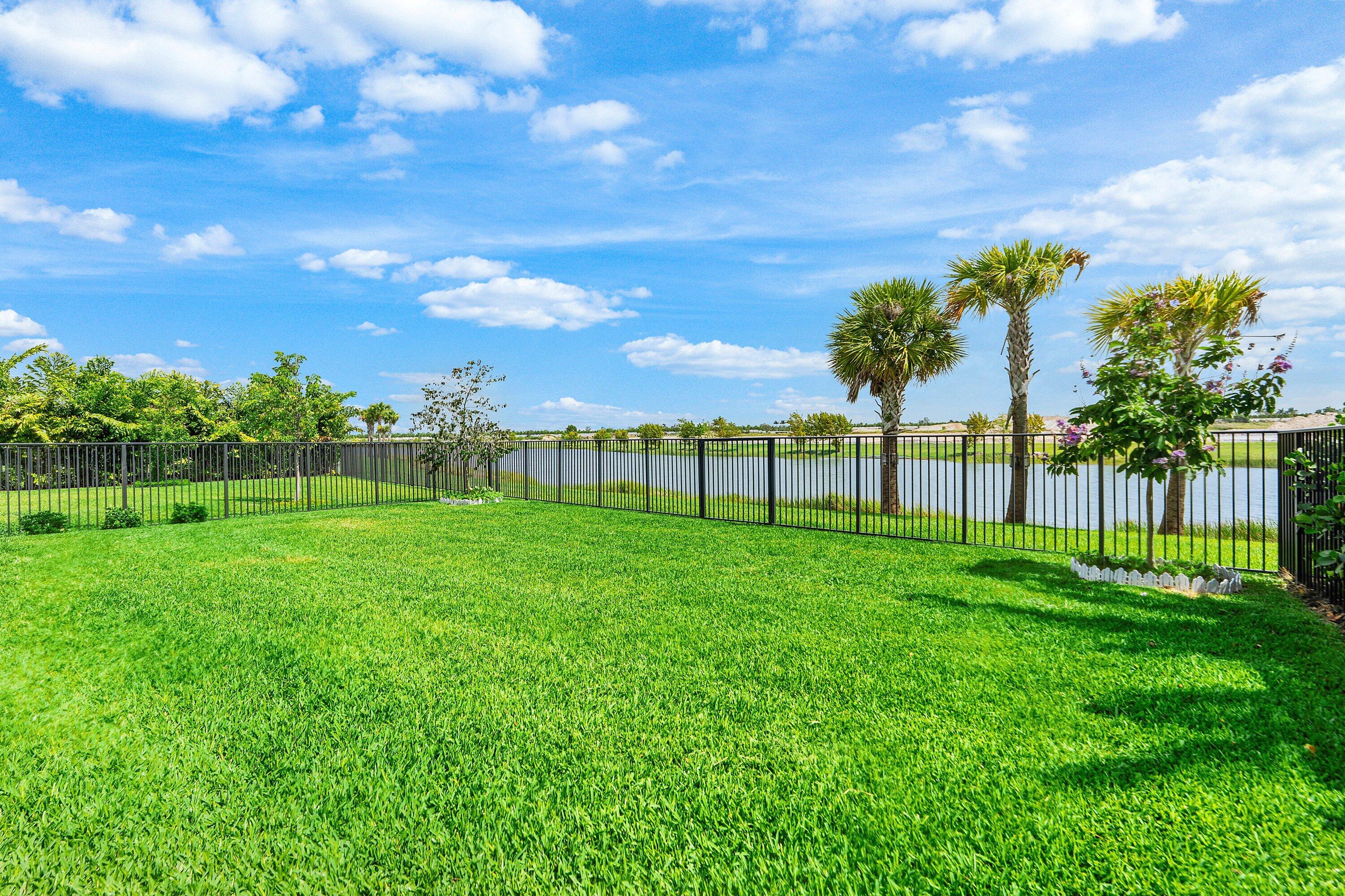 AVENIR POD - Residential Lease