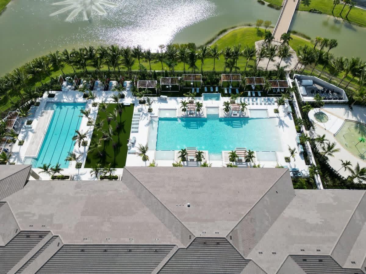 AVENIR POD - Residential Lease