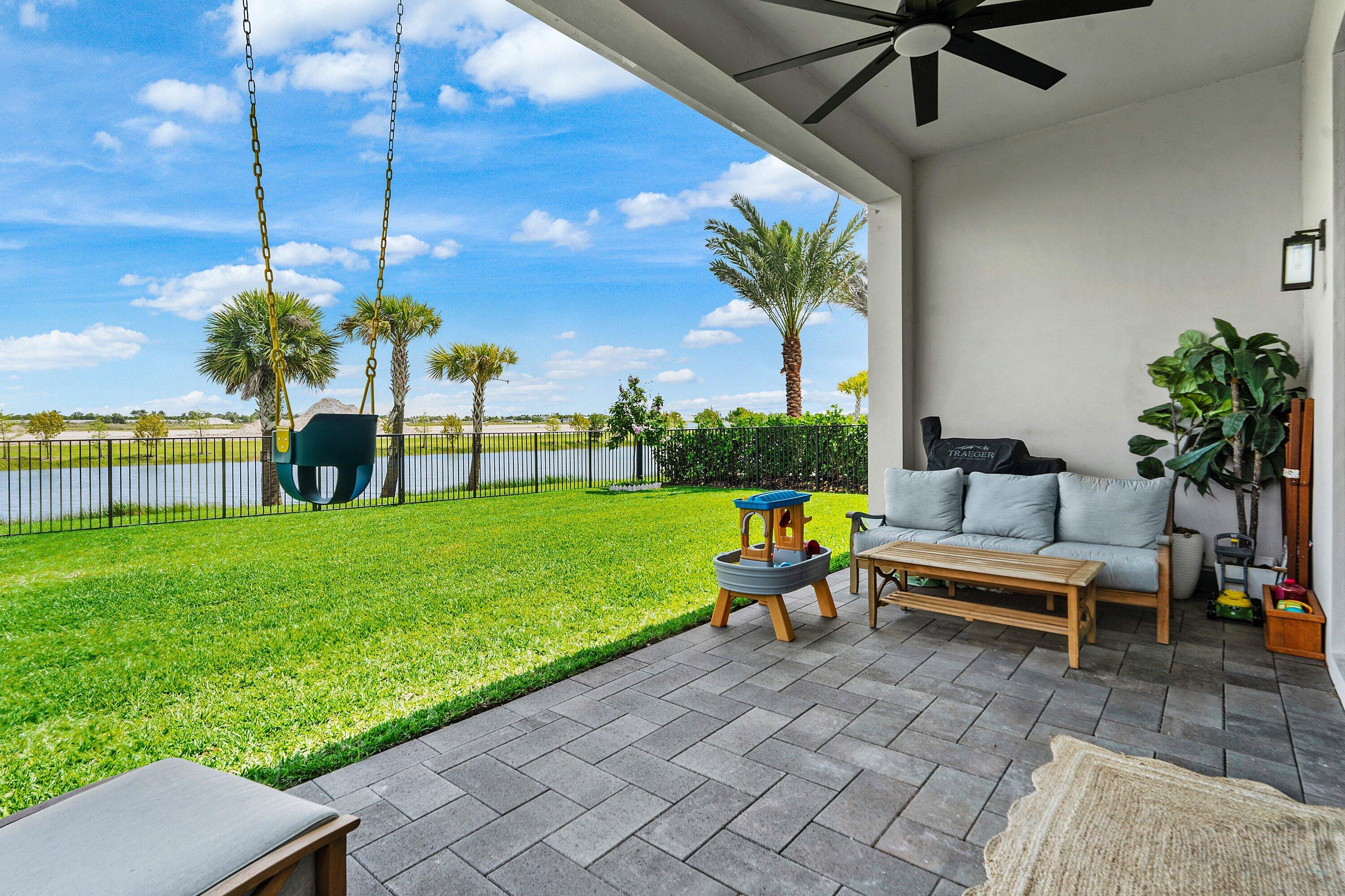 AVENIR POD - Residential Lease