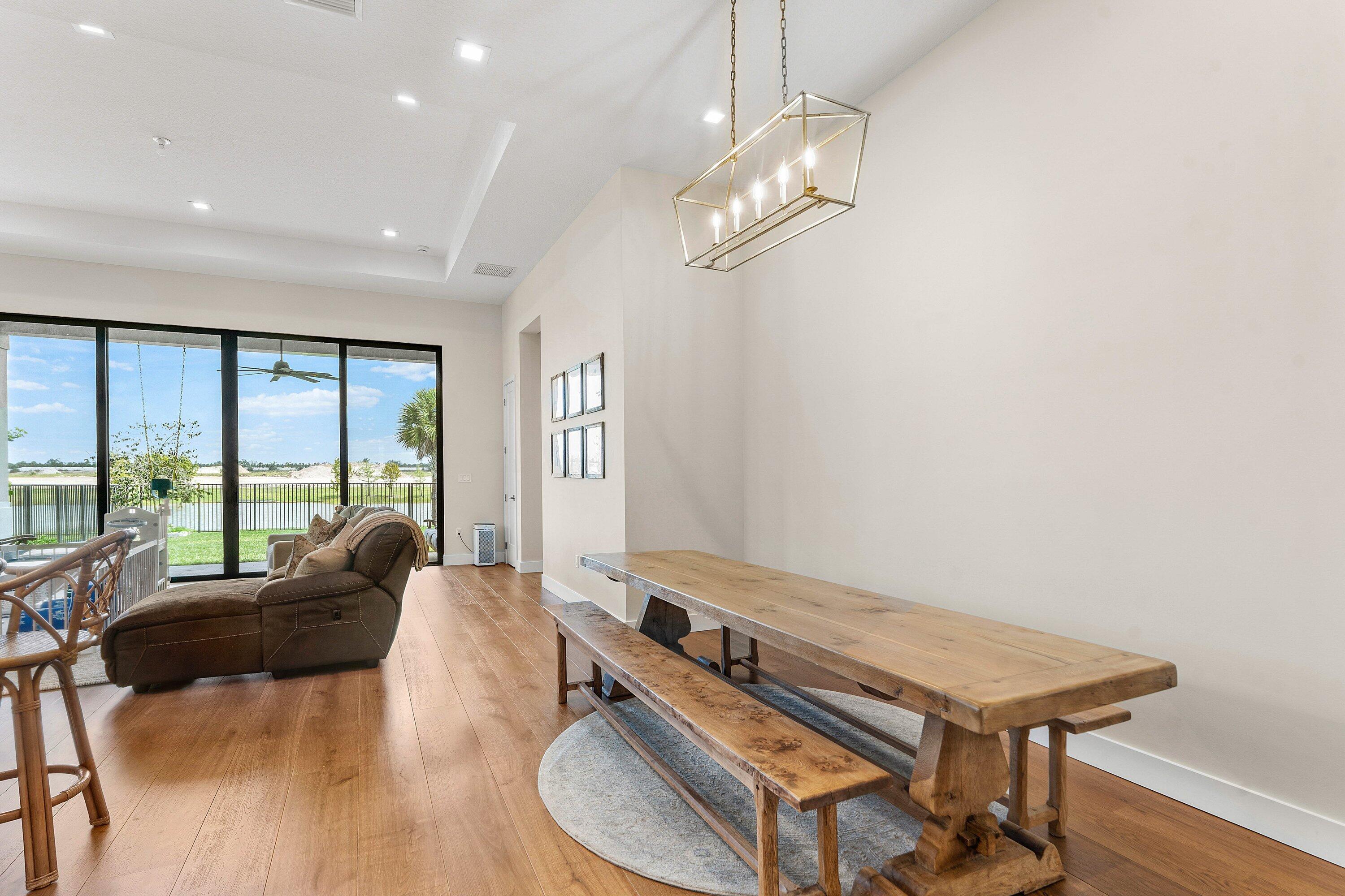 AVENIR POD - Residential Lease