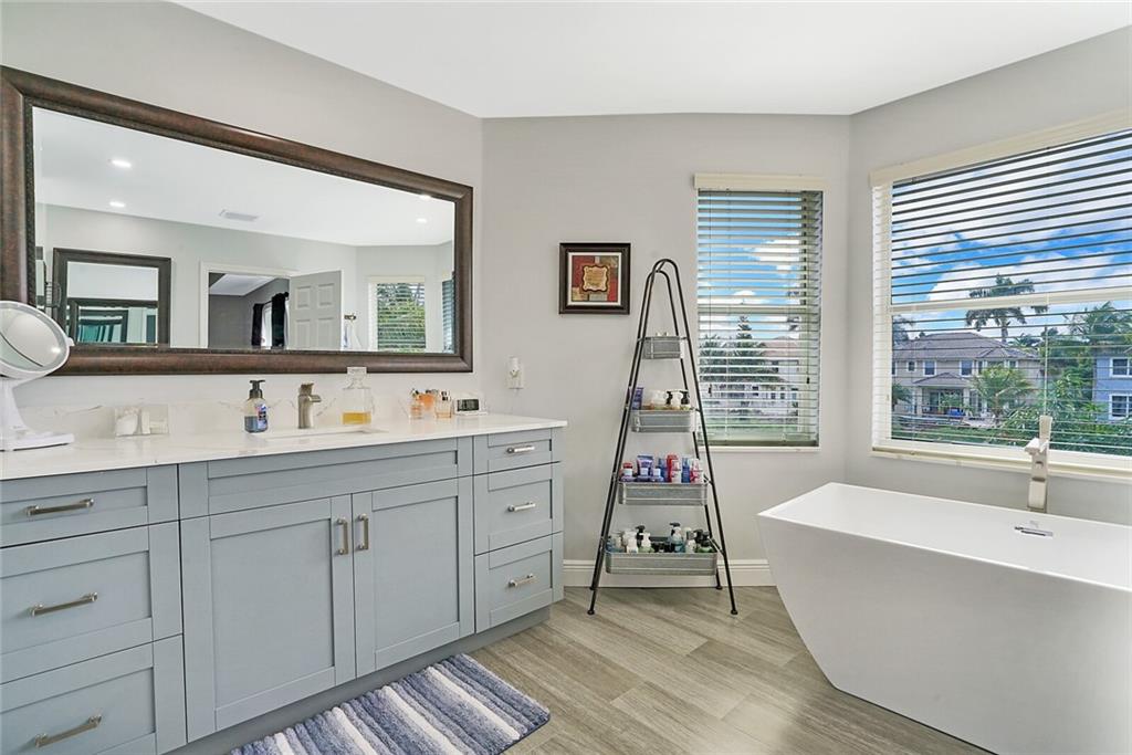 Westchester Lakes 155-47 - Residential