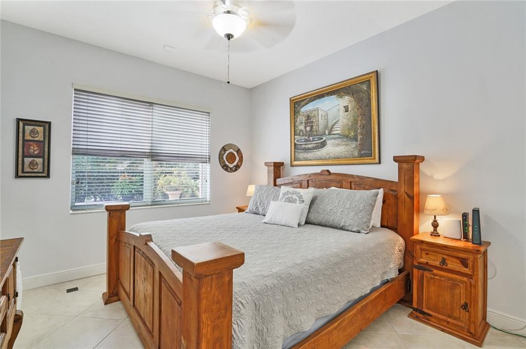 Westchester Lakes 155-47 - Residential