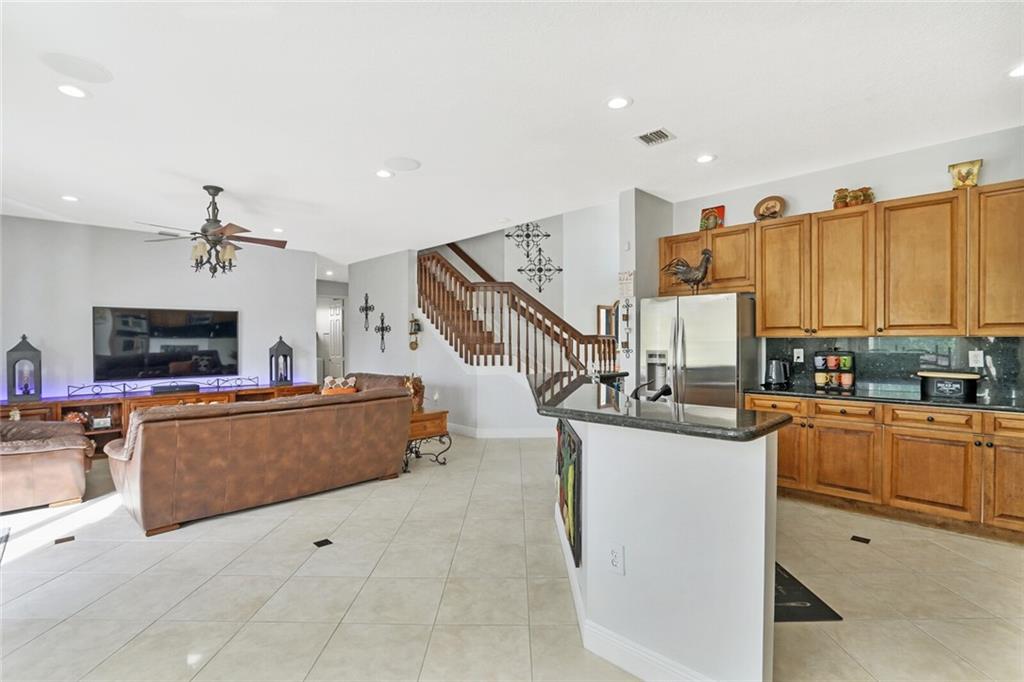 Westchester Lakes 155-47 - Residential