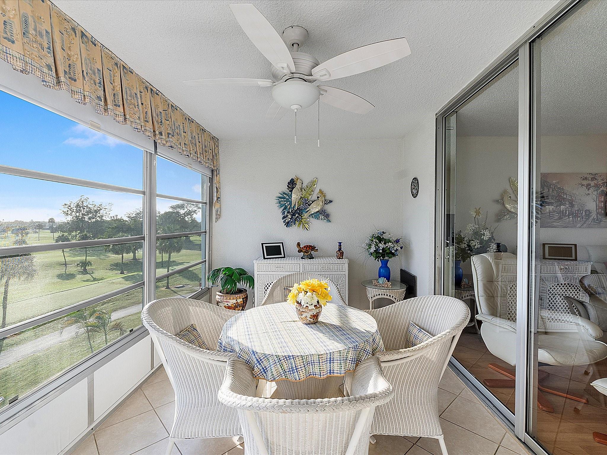 PALM SPRINGS 2 - Residential