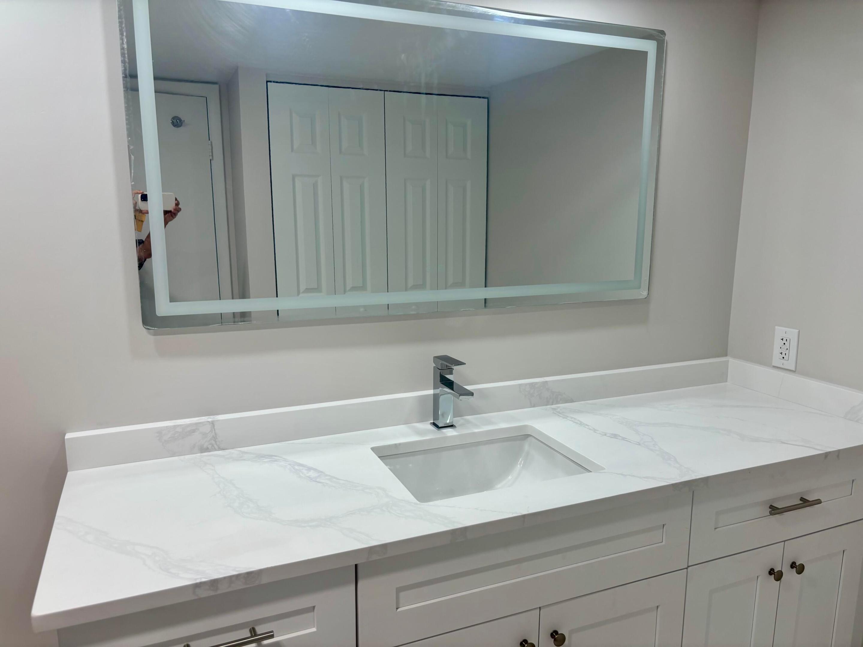 PLAZA SOUTH CONDO - Residential Lease