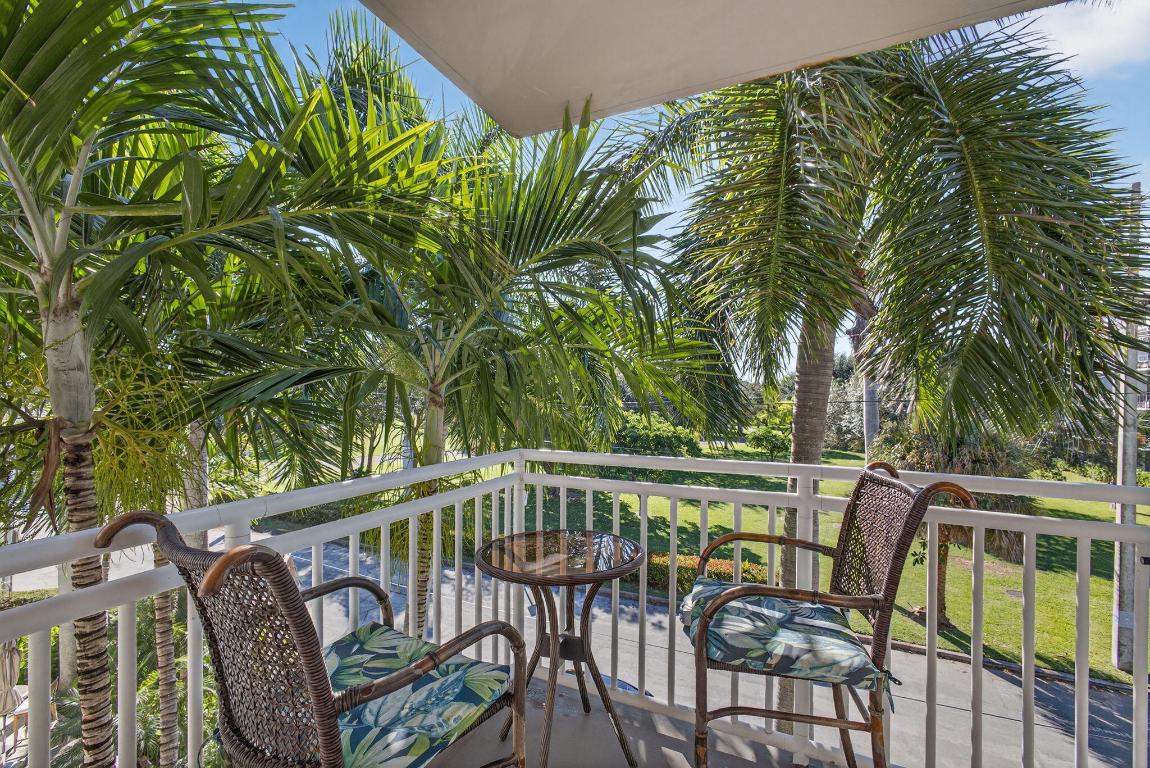 DOTTOR CONDO - Residential