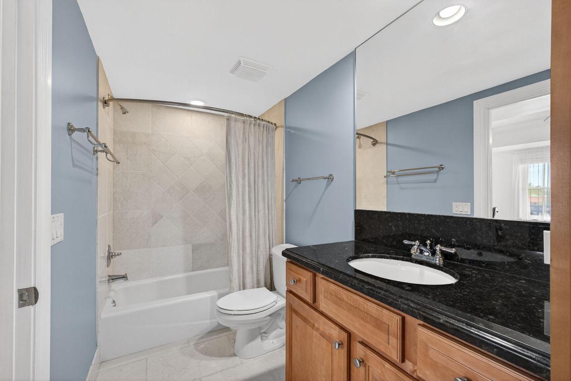 DOTTOR CONDO - Residential