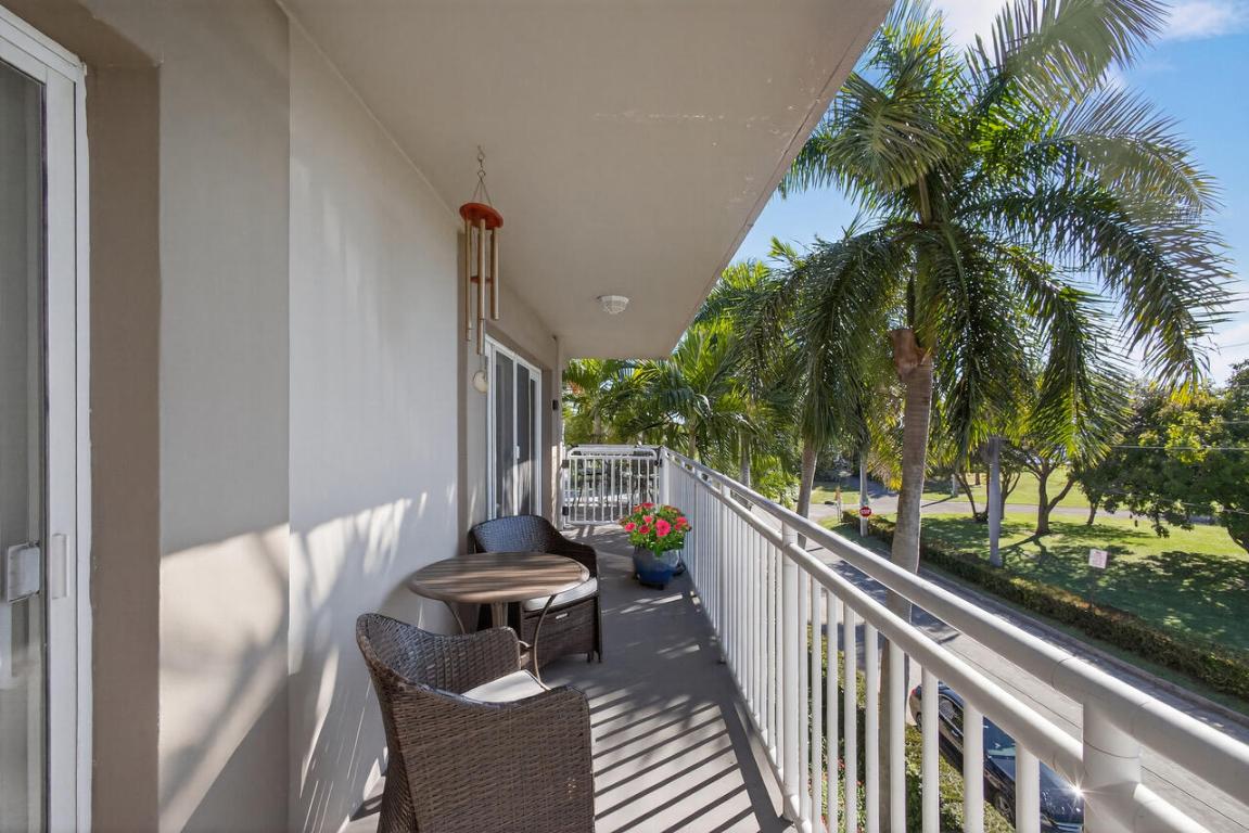 DOTTOR CONDO - Residential