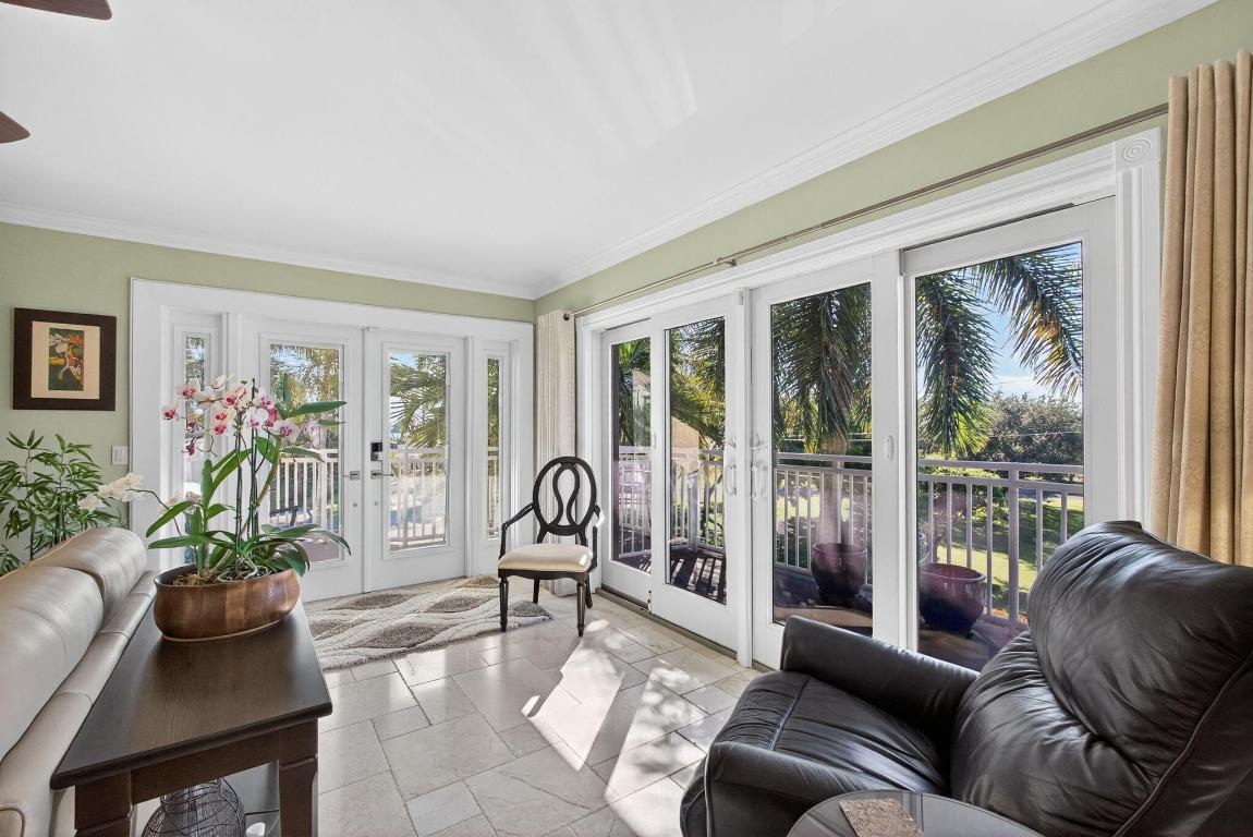 DOTTOR CONDO - Residential