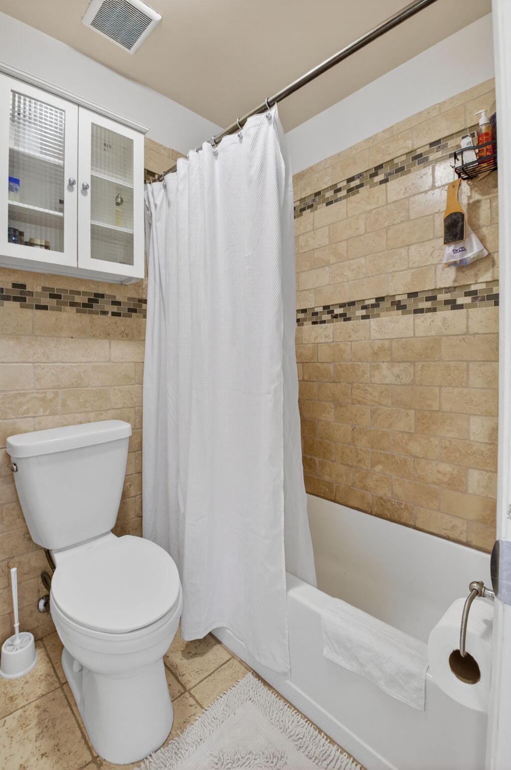 TUDOR WOODS / BOCA HEIGHTS - Residential