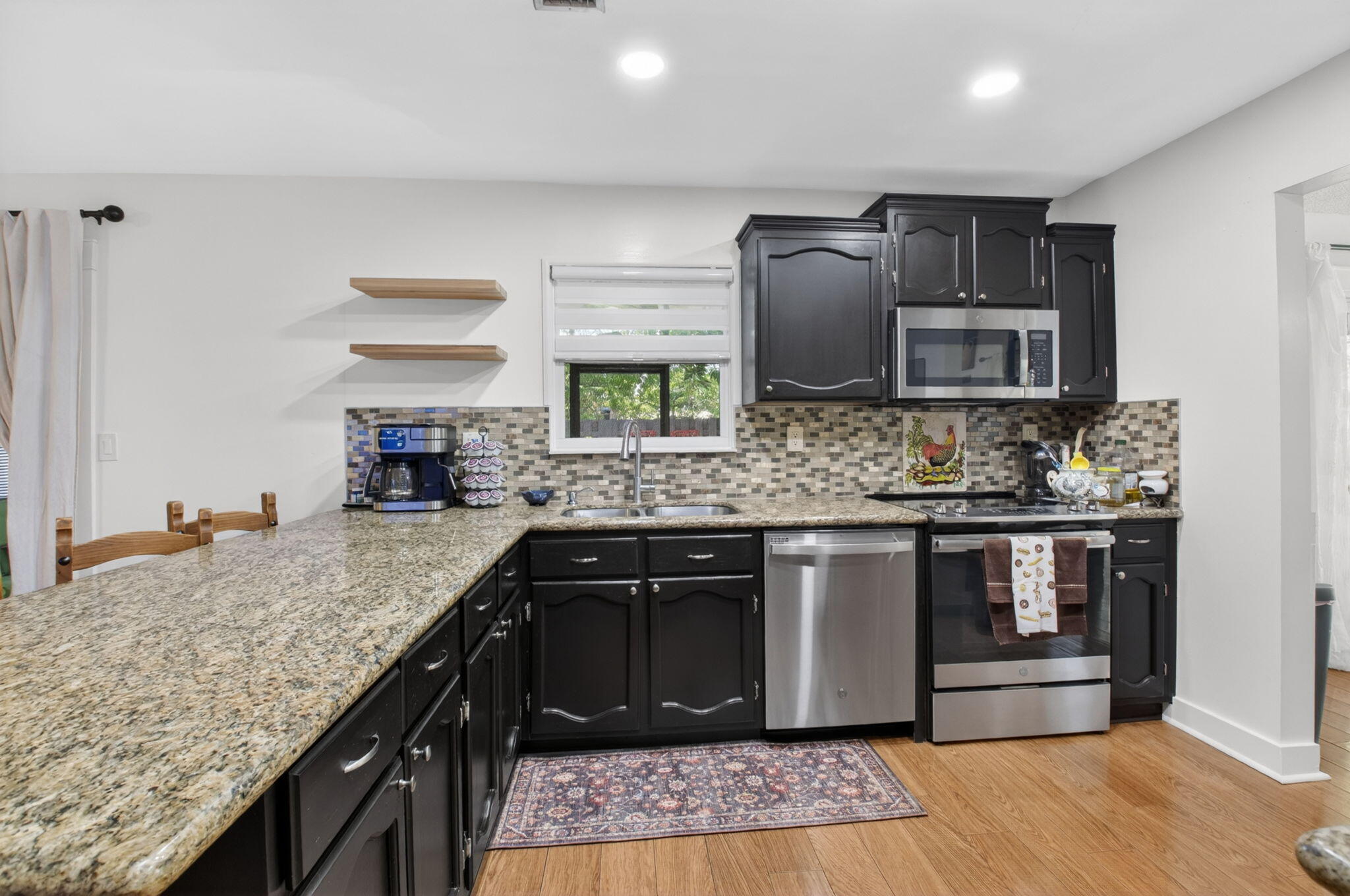 TUDOR WOODS / BOCA HEIGHTS - Residential