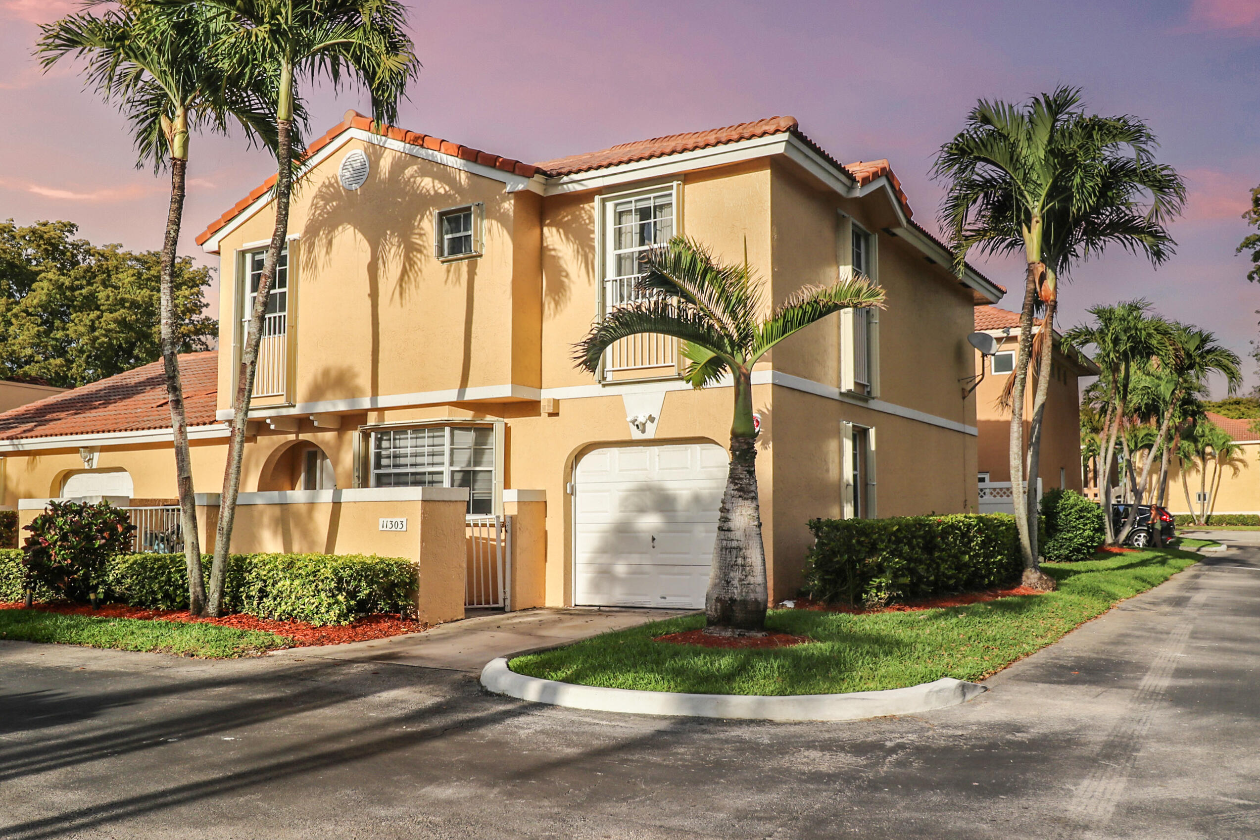 PORTOFINO CONDOMINIUM - Residential