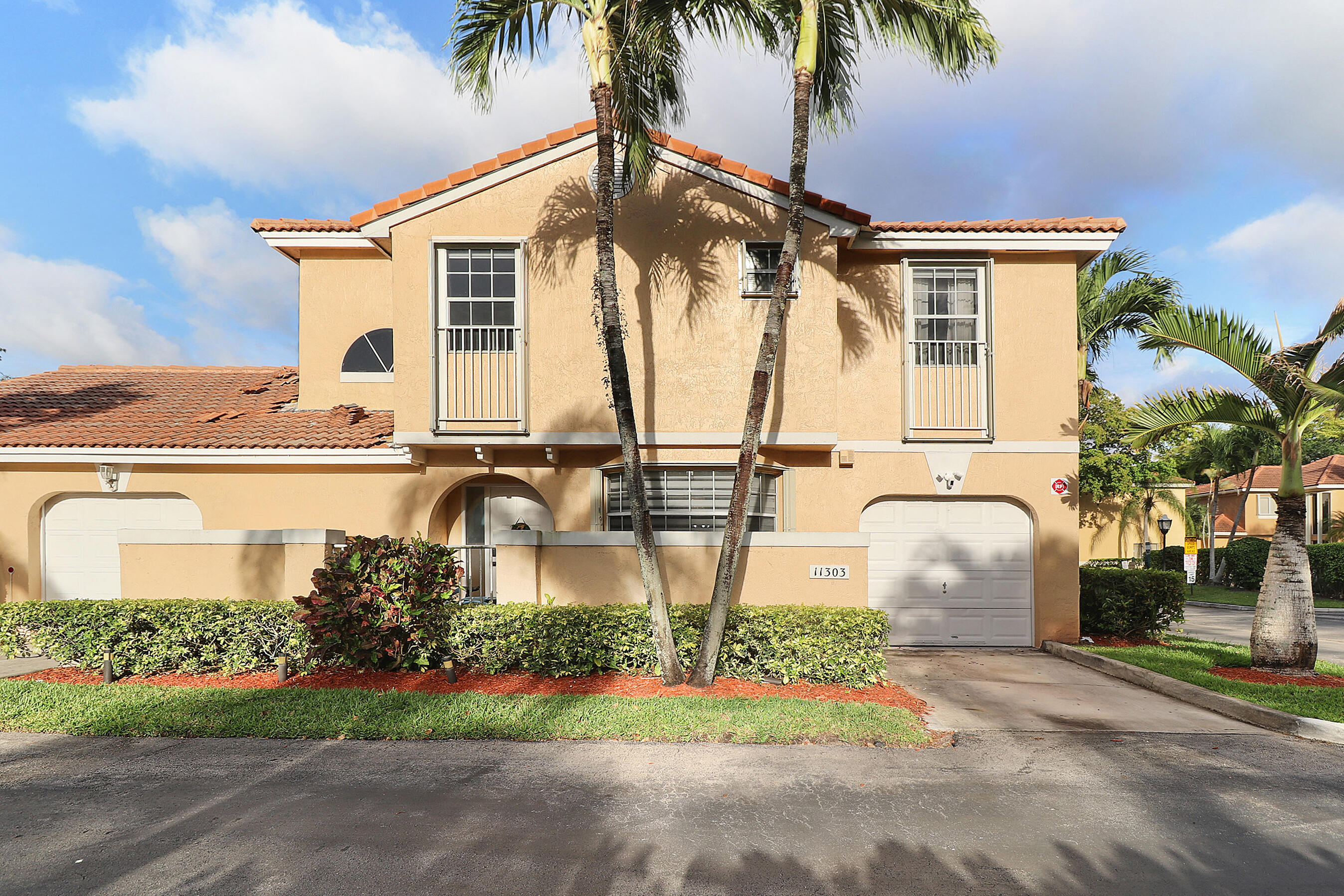 Welcome to this beautifully maintained corner home in the heart of Coral Springs! This townhome offers the perfect blend of comfort, natural light, and privacy.  The interior is enhanced by the high ceilings and a range of recent upgrades including all new appliances, recessed lighting, updated interior finishes, new beautiful porcelain and vinyl flooring, and new accordion shutters! Also featuring  an extended patio for relaxing, entertaining guests, or enjoying the peaceful surroundings.  Step outside and enjoy the community of Portofino, conveniently close to shopping, dining, parks, and top-rated schools. With its prime location and inviting atmosphere, this property is perfect for anyone looking for a move-in ready opportunity in one of South Florida's most sought-after communities.