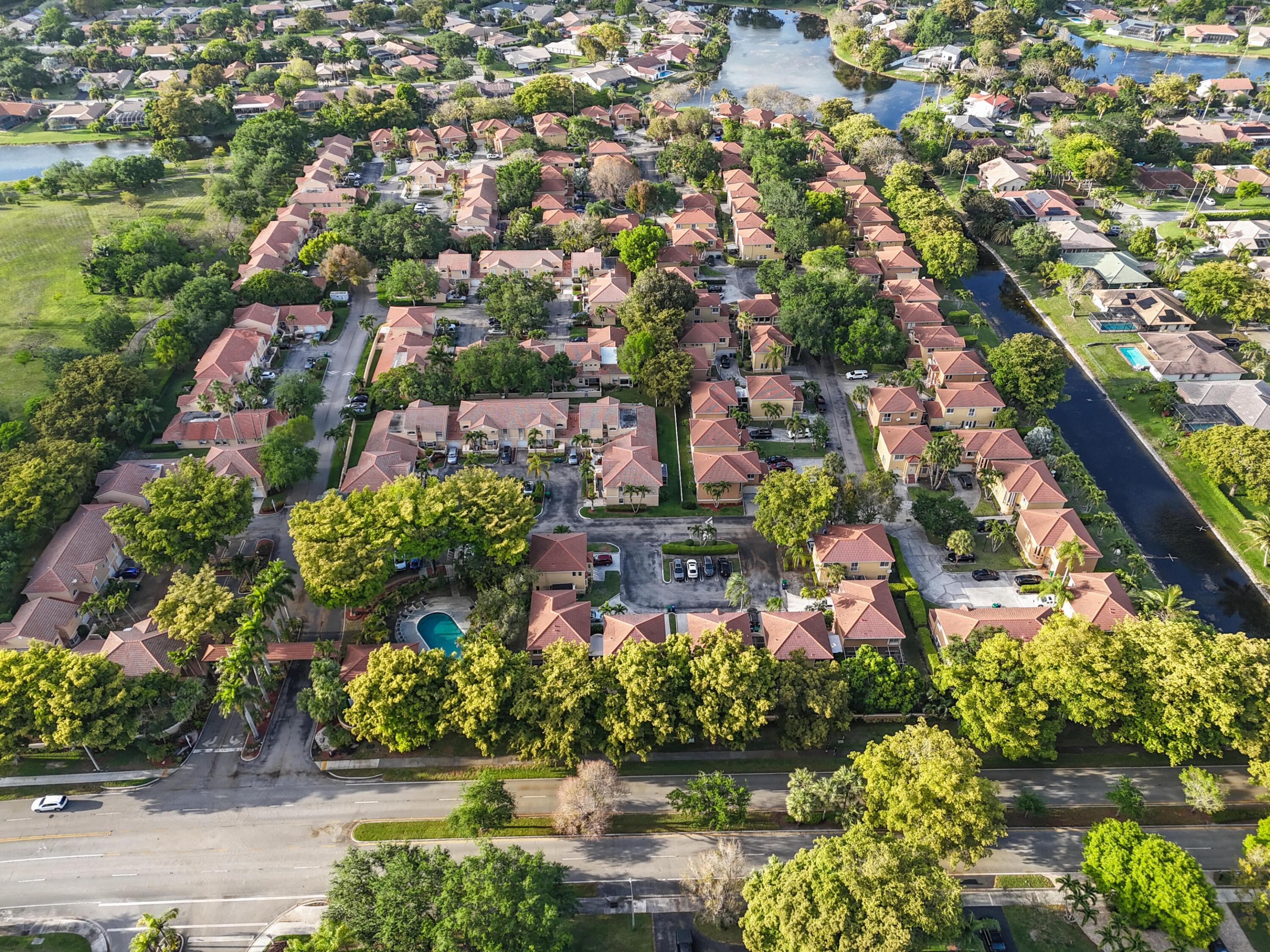 PORTOFINO CONDOMINIUM - Residential