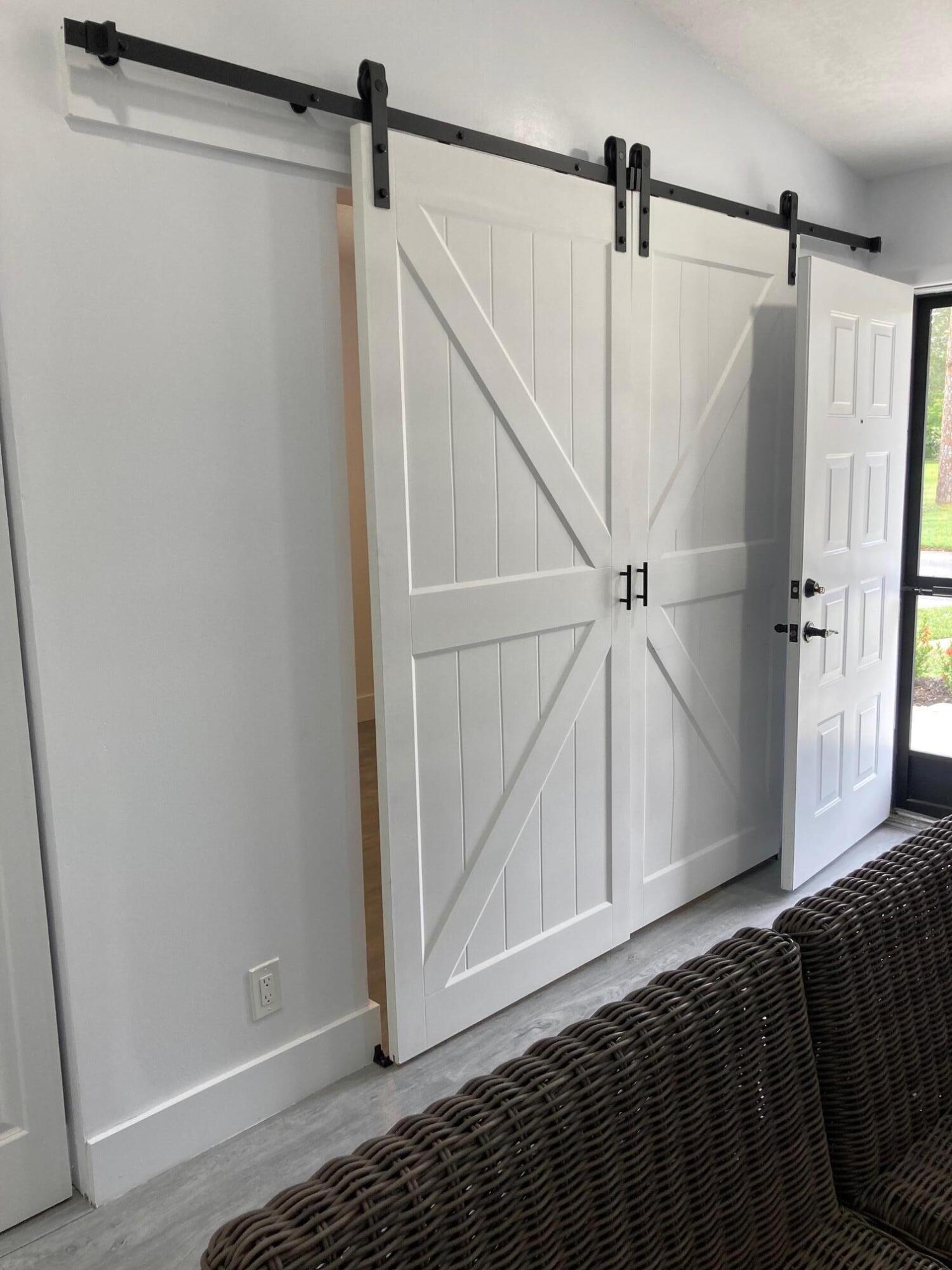 VILLAGES OF WOODLAKE 2 - Residential Lease