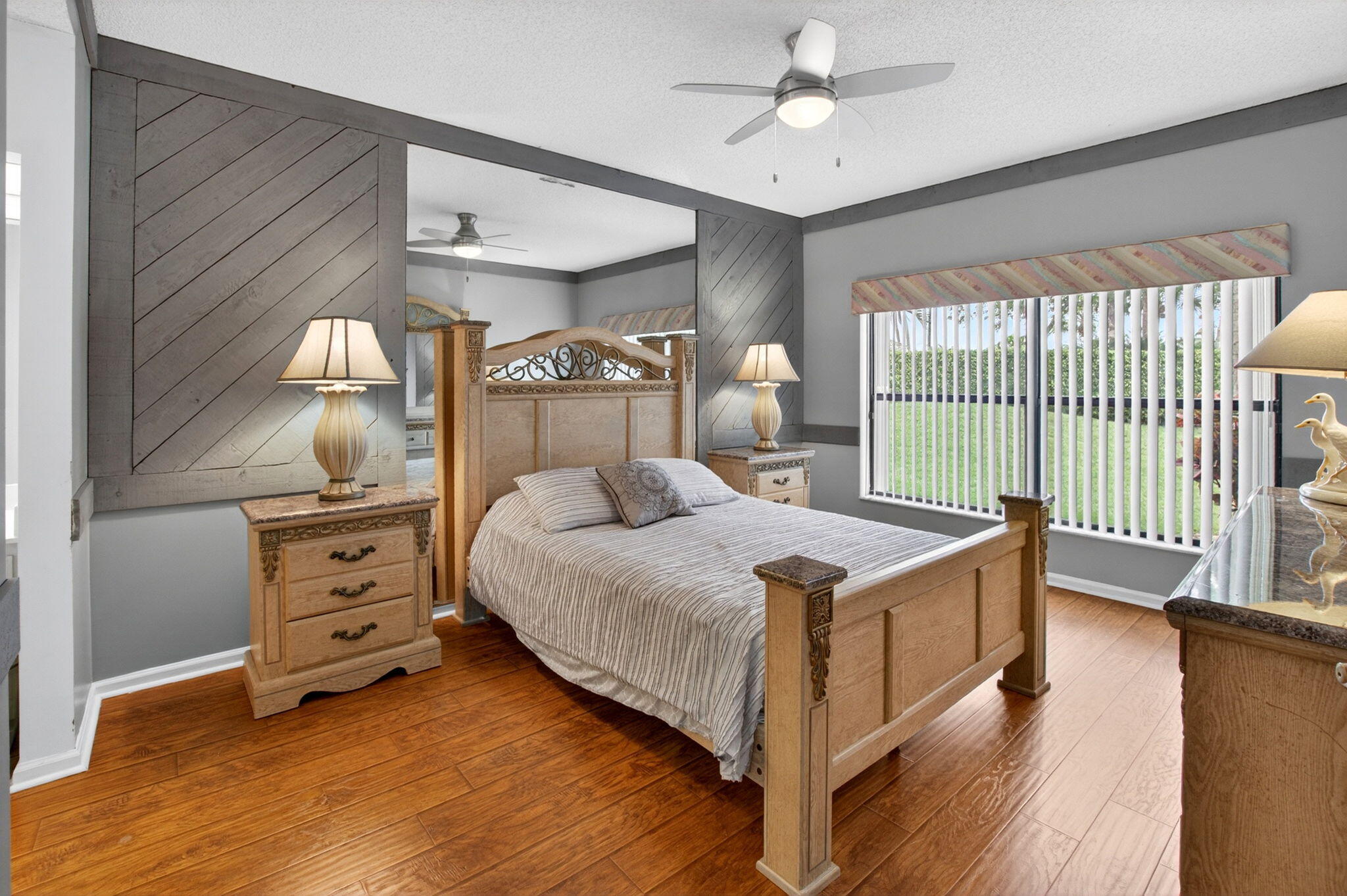 ABERDEEN STRATFORD CONDO - Residential