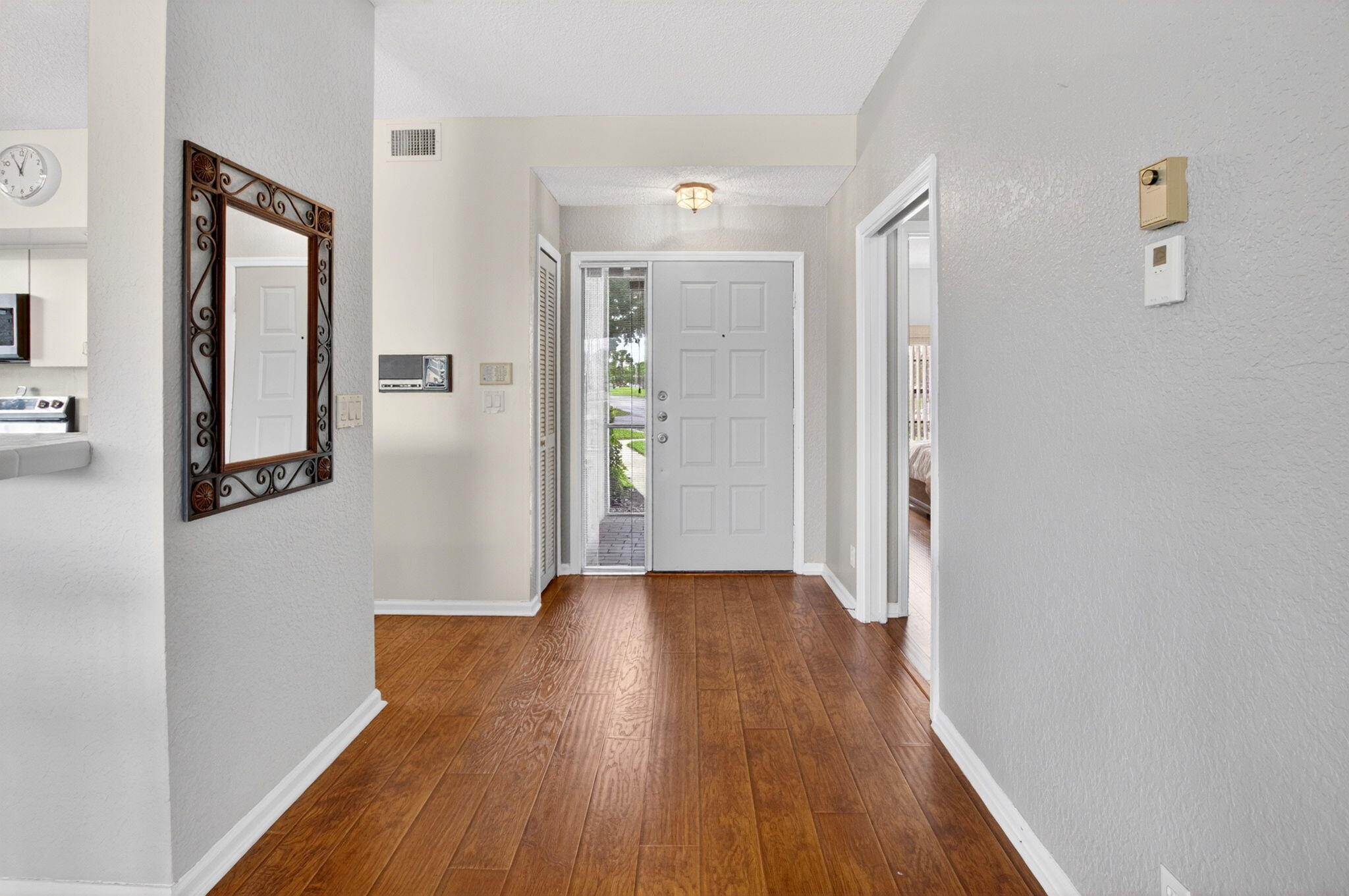 ABERDEEN STRATFORD CONDO - Residential