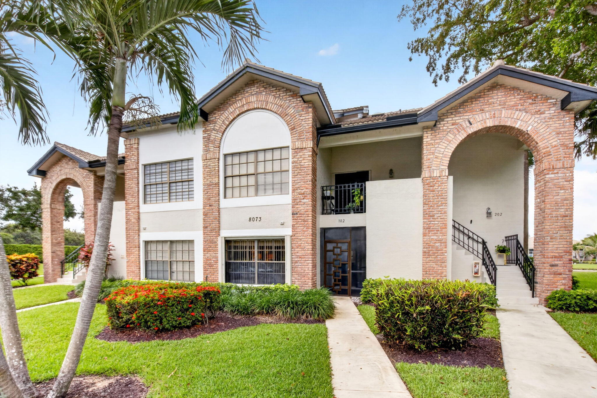 ABERDEEN STRATFORD CONDO - Residential
