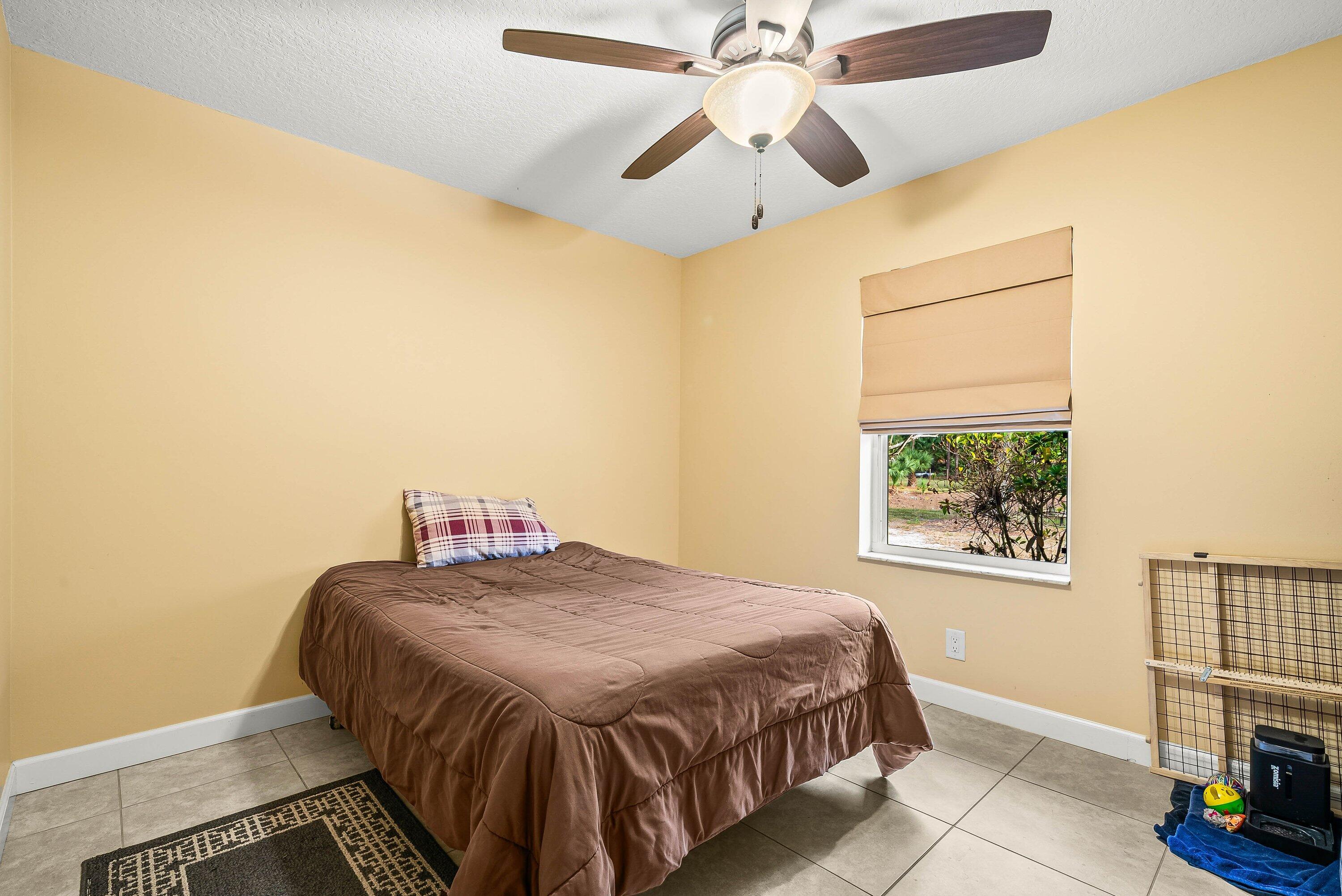 LOXAHATCHEE GROVES - Residential