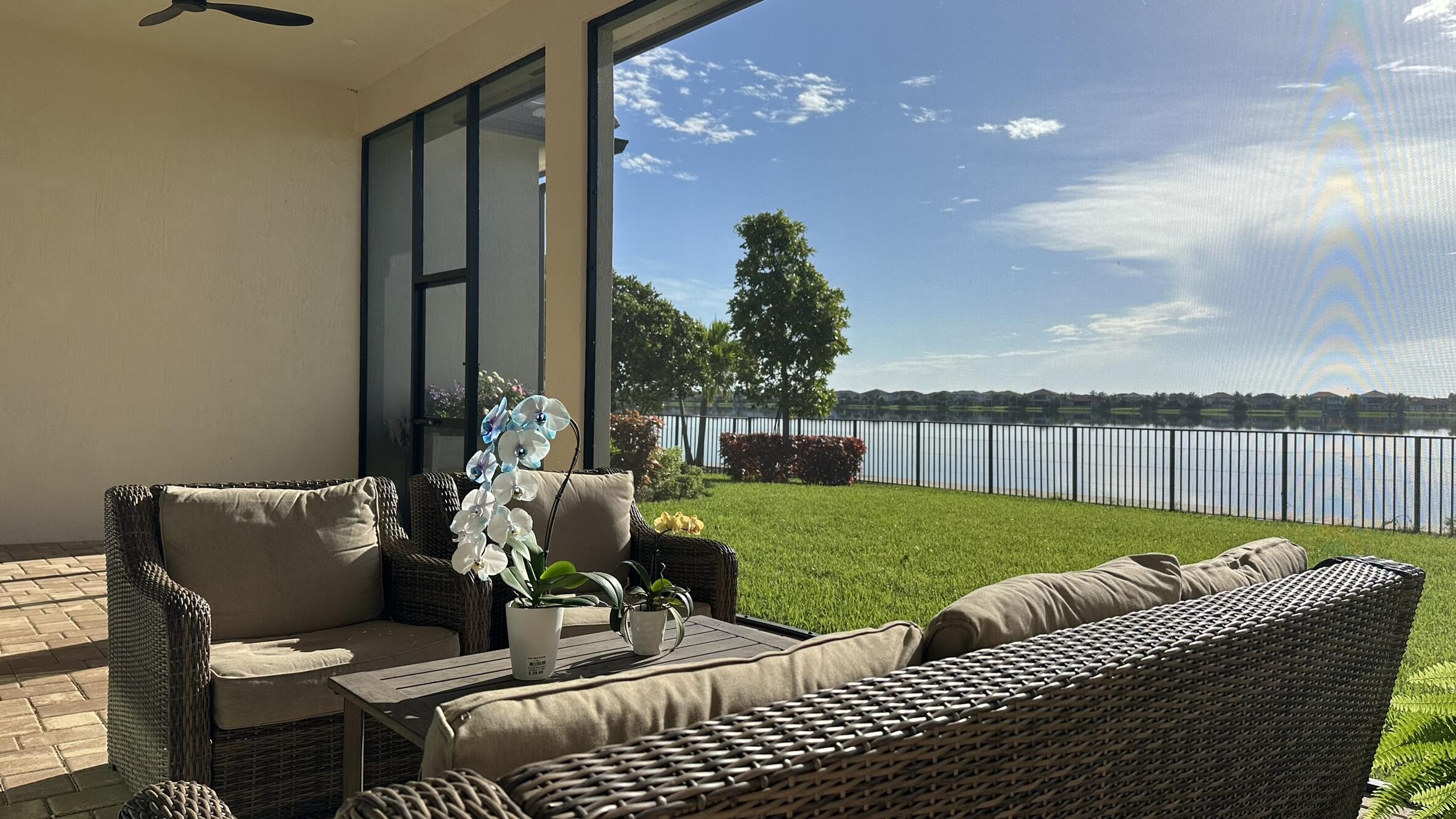 PARKLAND BAY - Residential