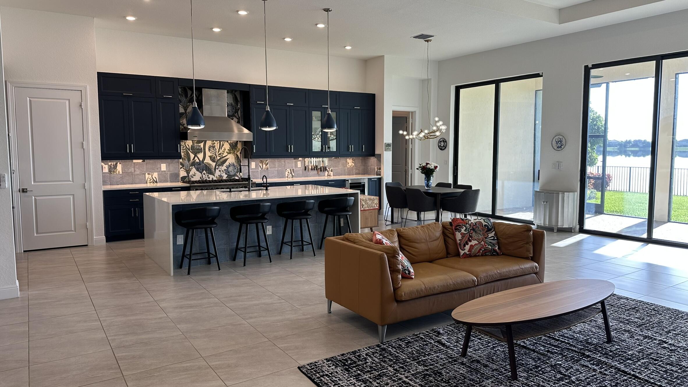 PARKLAND BAY - Residential
