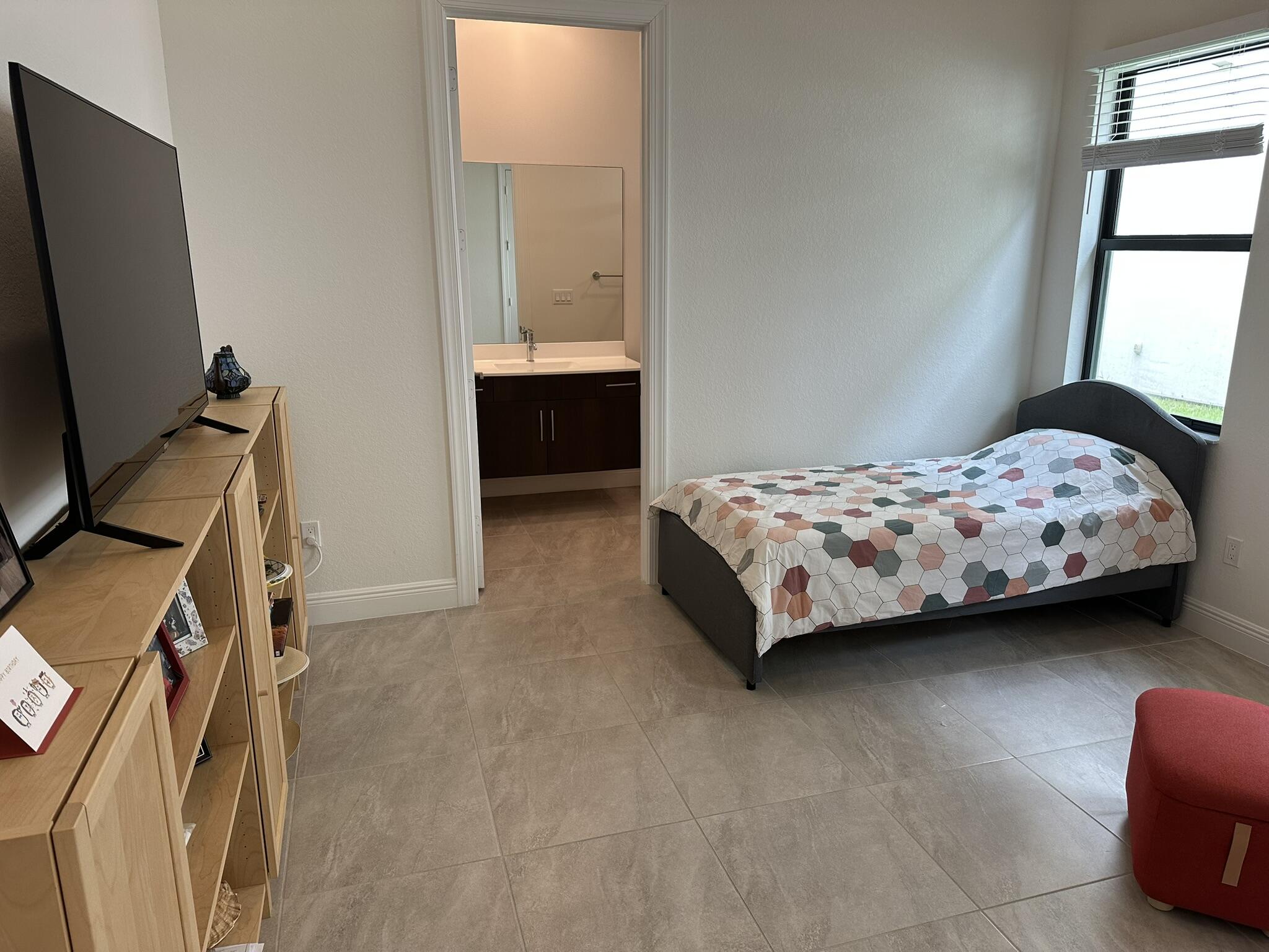 PARKLAND BAY - Residential