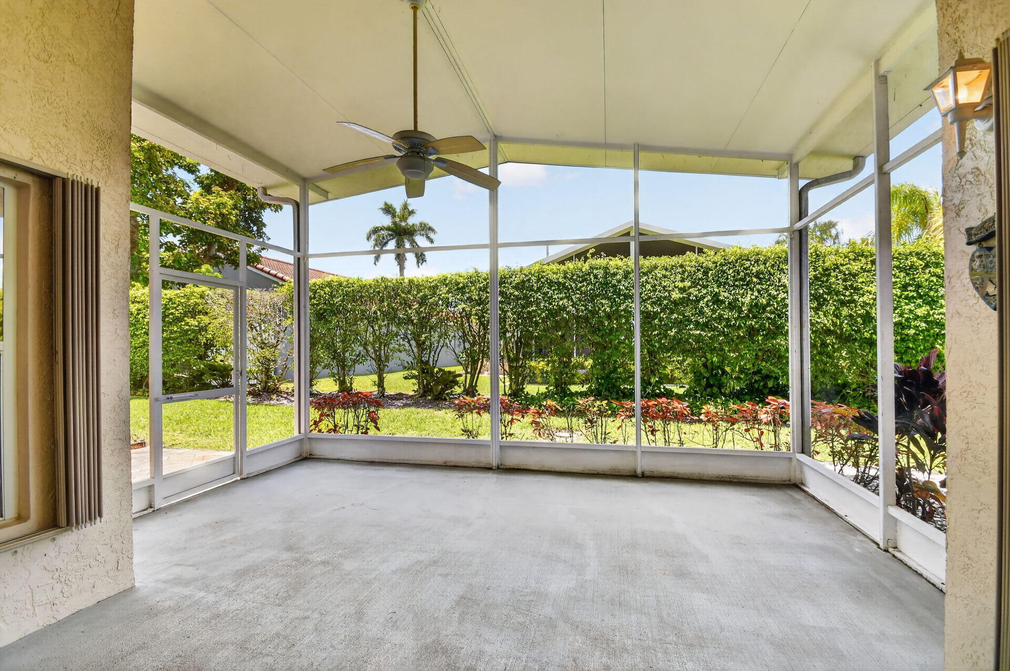 Grande Palms - Residential