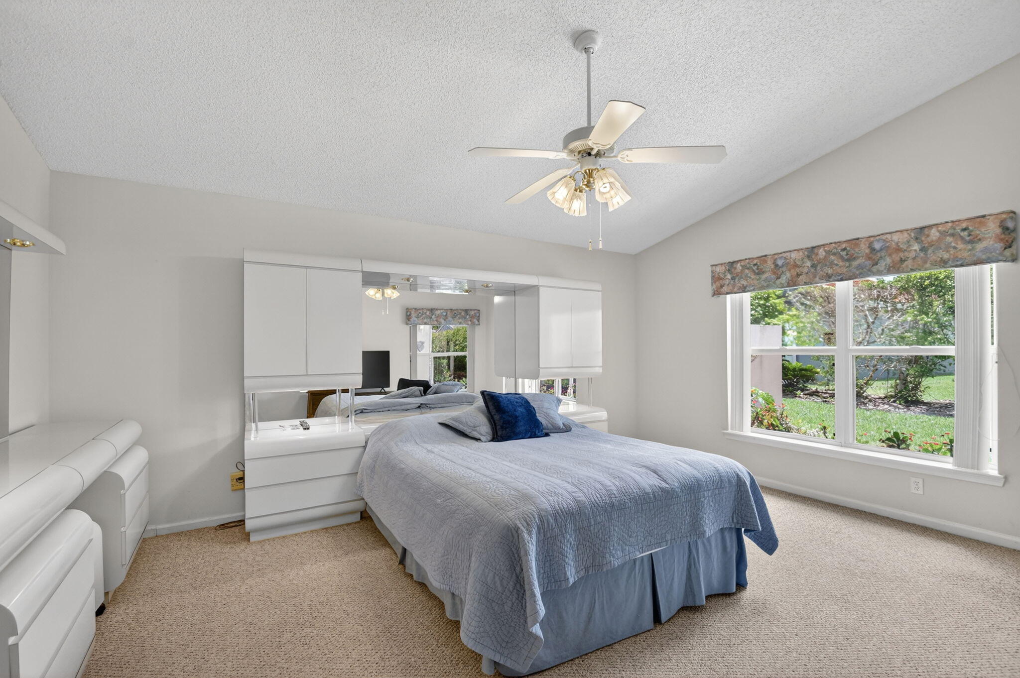 Grande Palms - Residential