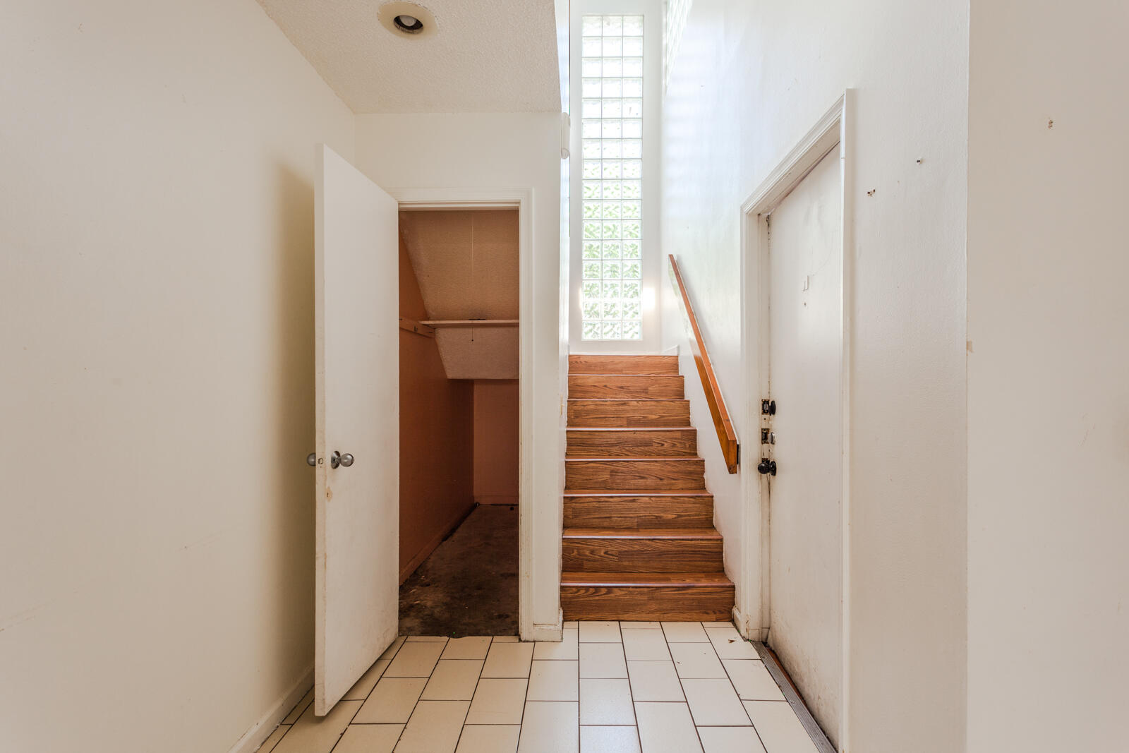 PARK PLACE TOWNHOMES - Residential Lease