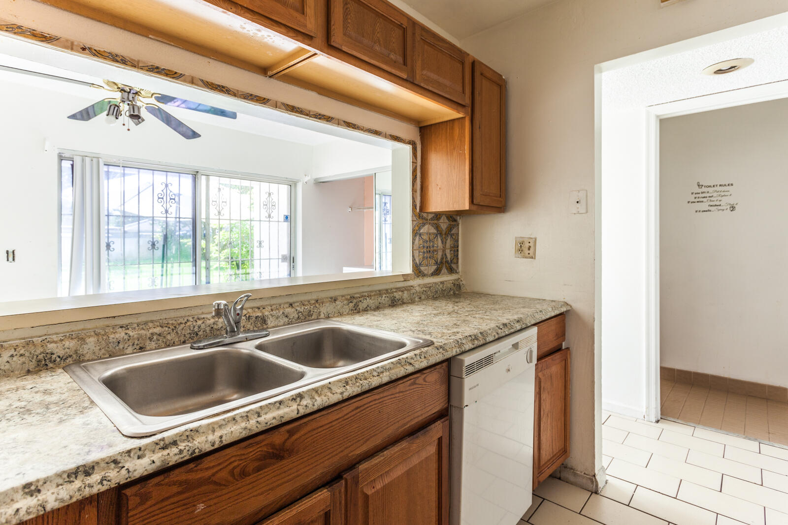 PARK PLACE TOWNHOMES - Residential Lease