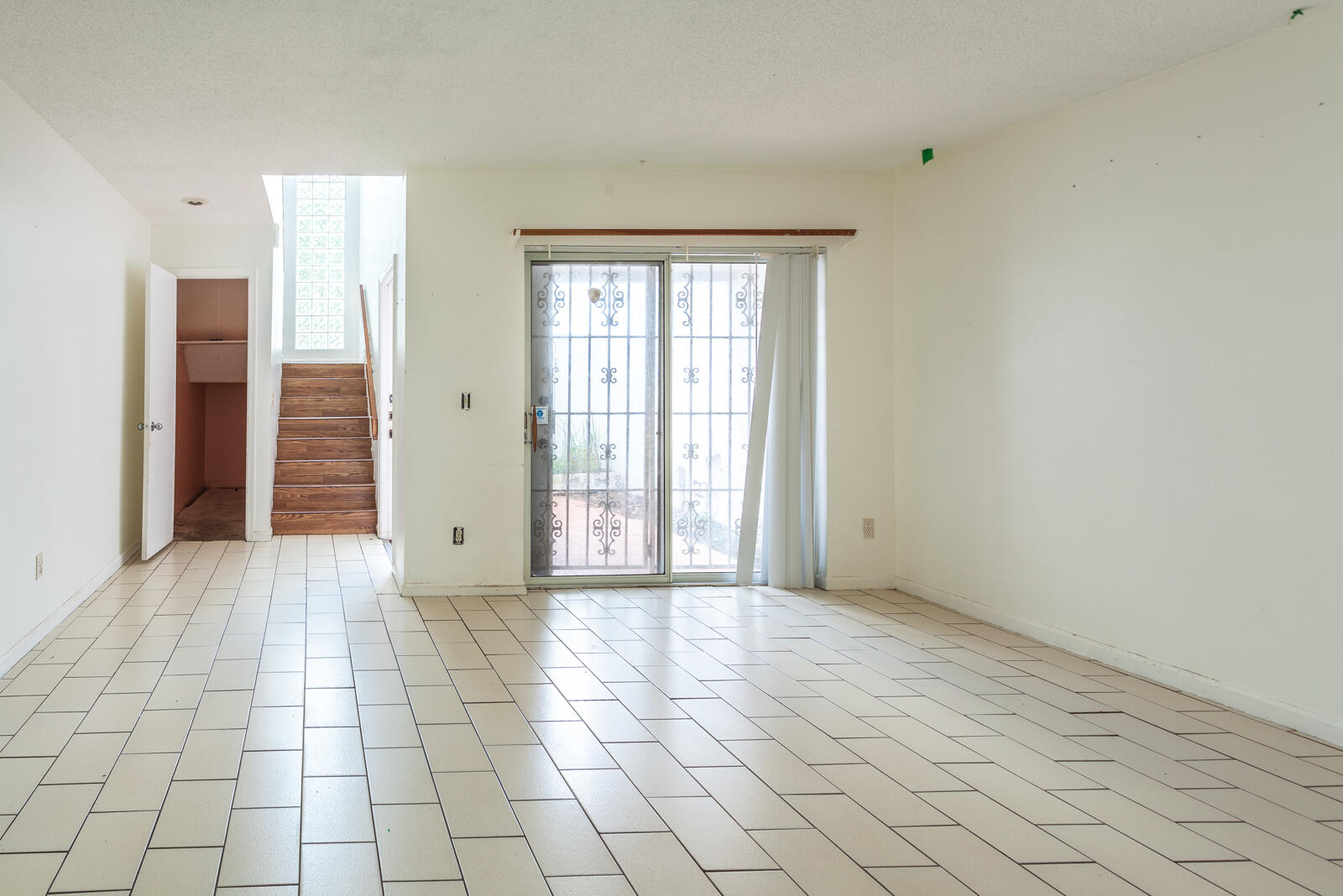 PARK PLACE TOWNHOMES - Residential Lease