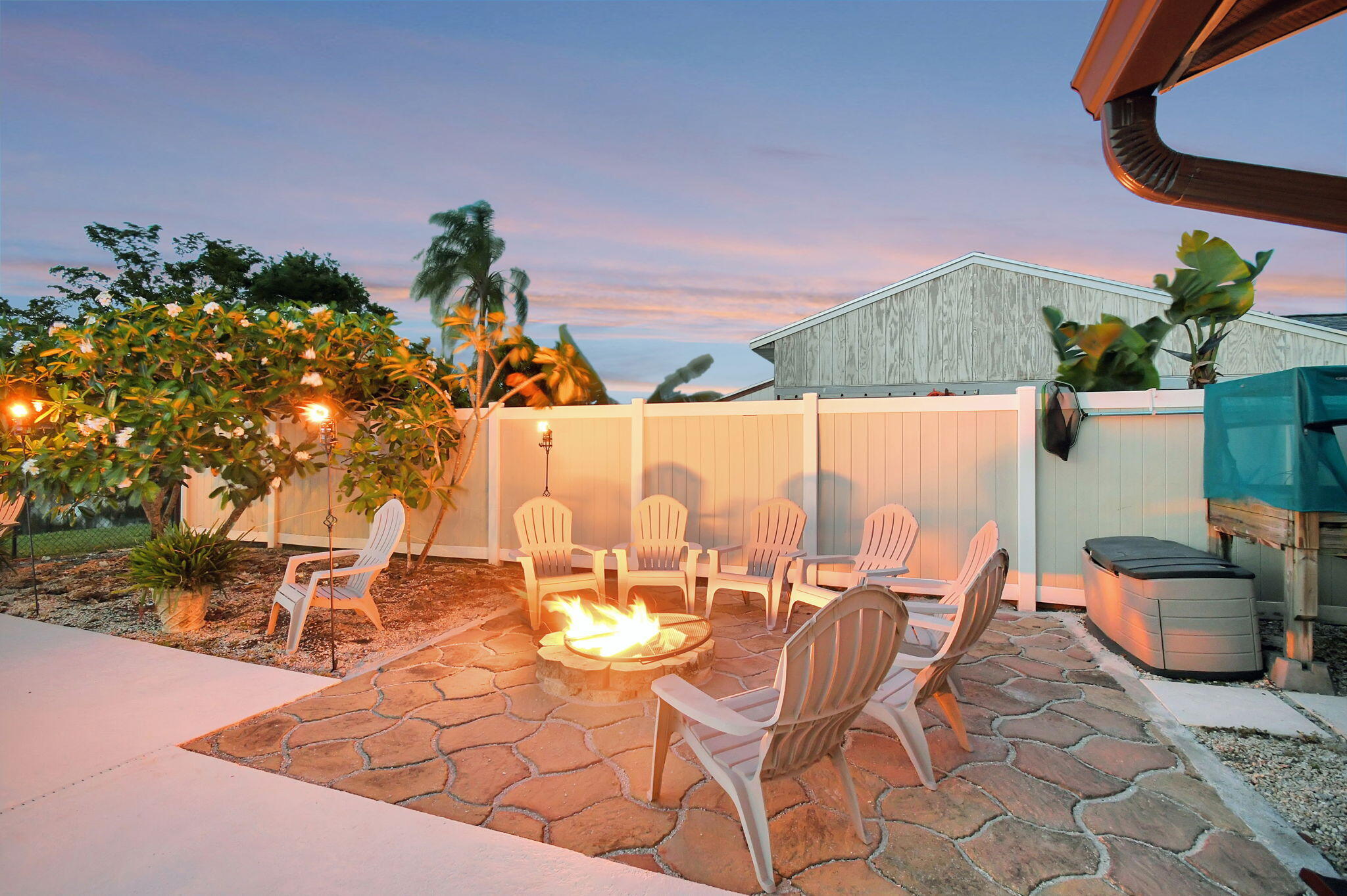 LE CHALET IV-B - Residential
