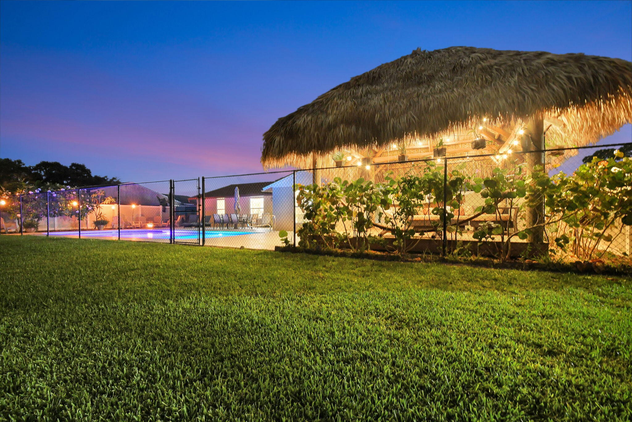 LE CHALET IV-B - Residential