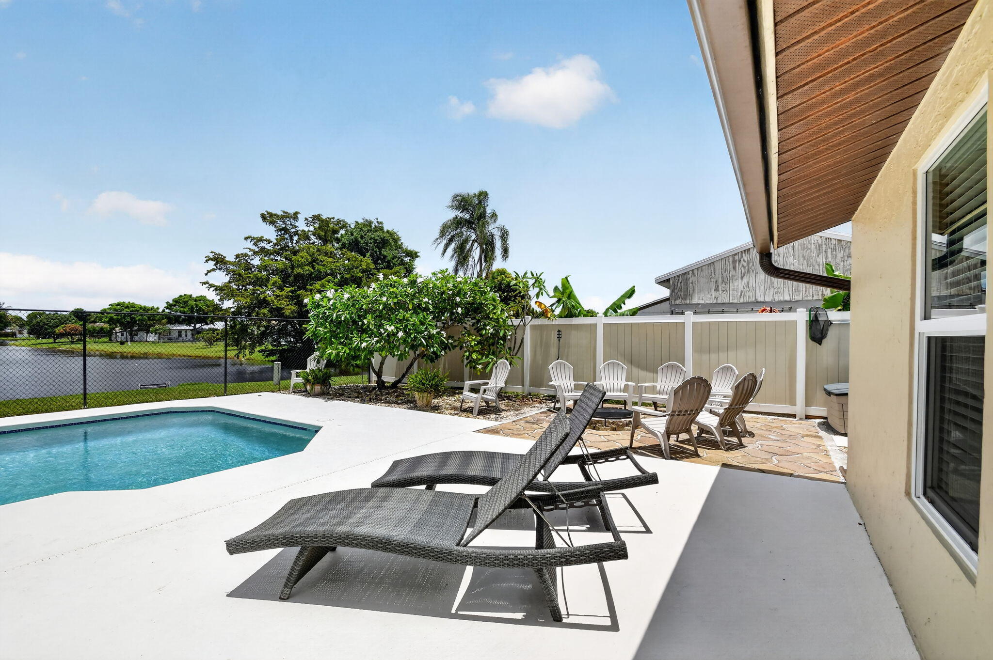 LE CHALET IV-B - Residential