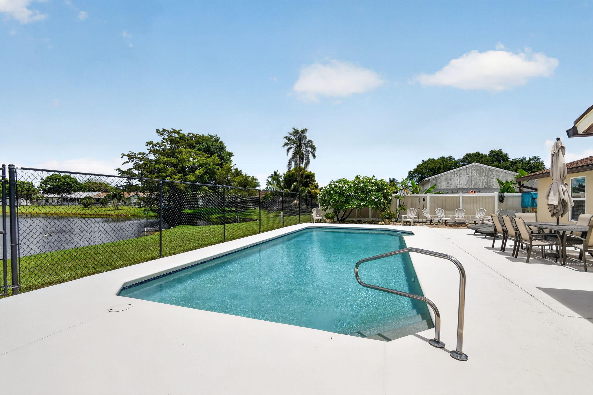LE CHALET IV-B - Residential