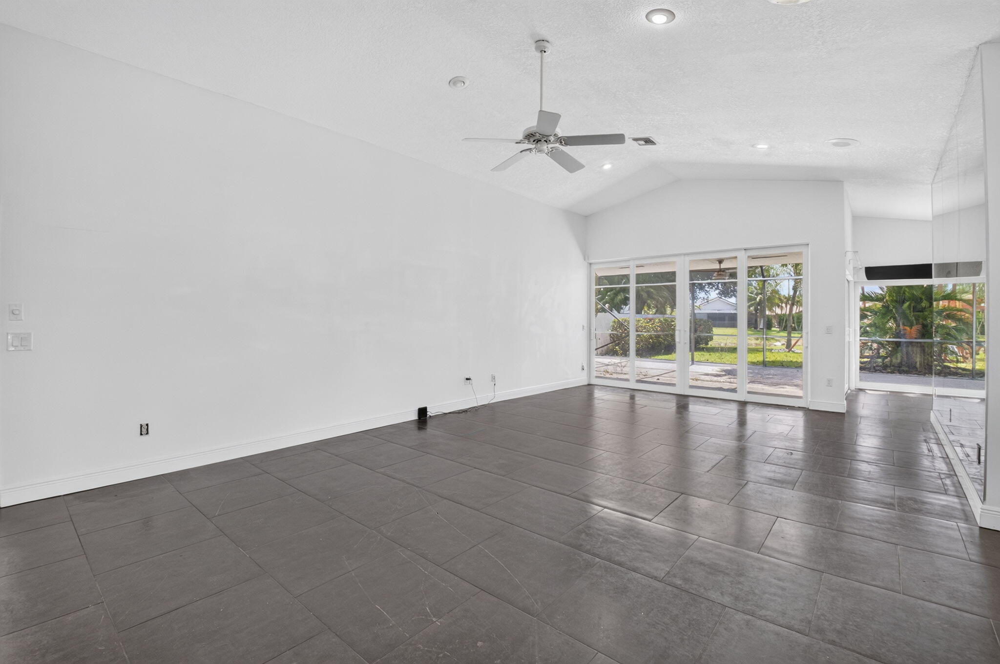 BOCA WOODS COUNTRY CLUB PH 3B - Residential
