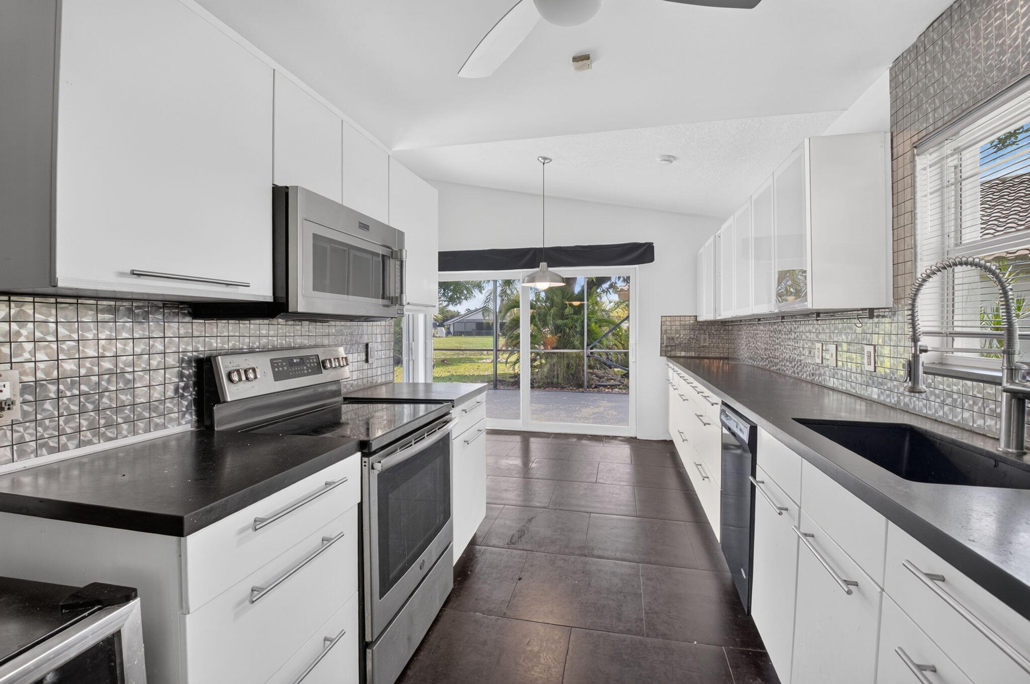 BOCA WOODS COUNTRY CLUB PH 3B - Residential