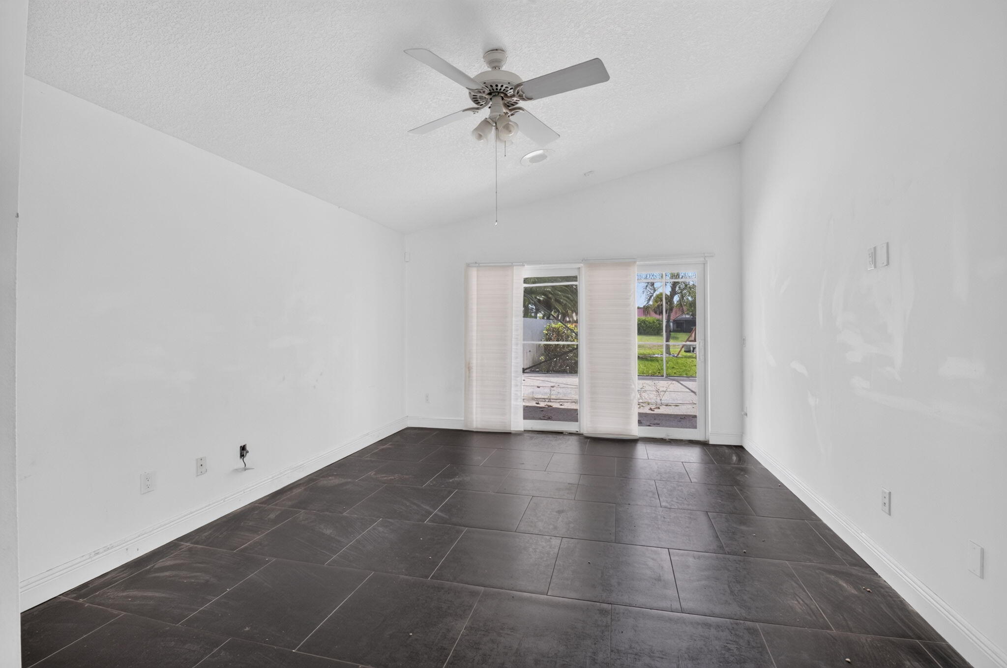 BOCA WOODS COUNTRY CLUB PH 3B - Residential