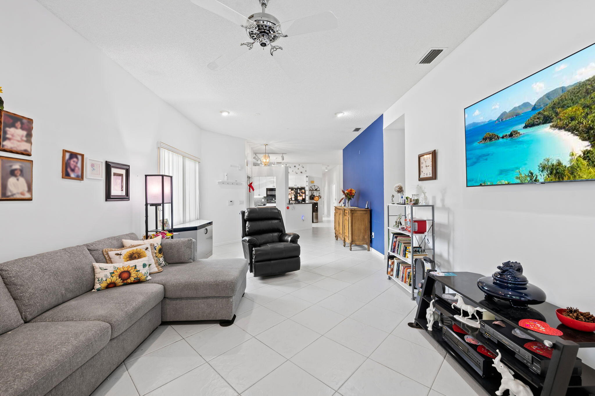 LOMBARDY REPLAT - Residential