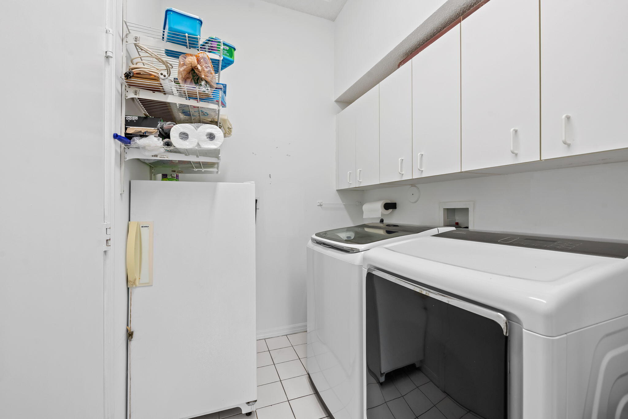 LOMBARDY REPLAT - Residential