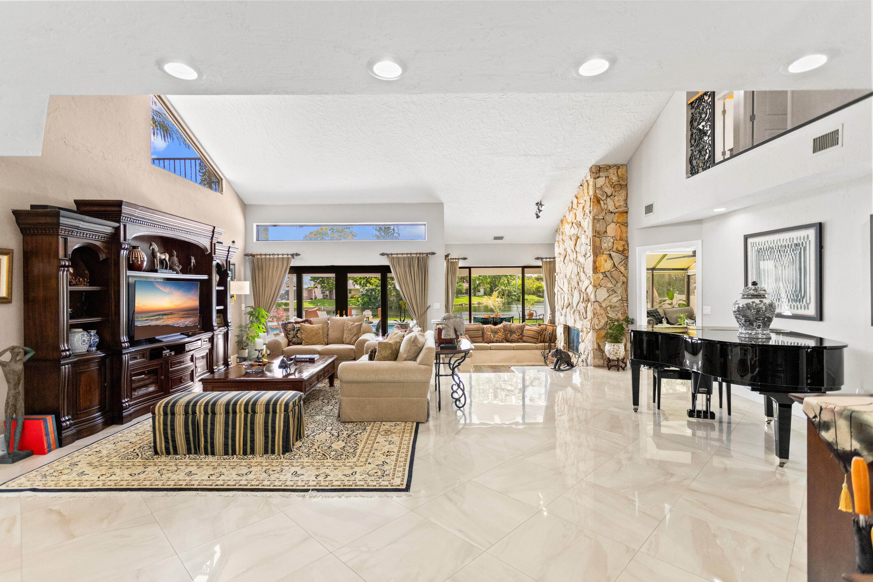 JACARANDA COUNTRY CLUB - Residential