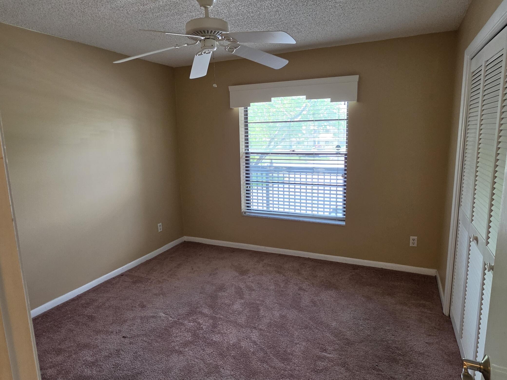 LAKES OF CARRIAGE HILLS - Residential