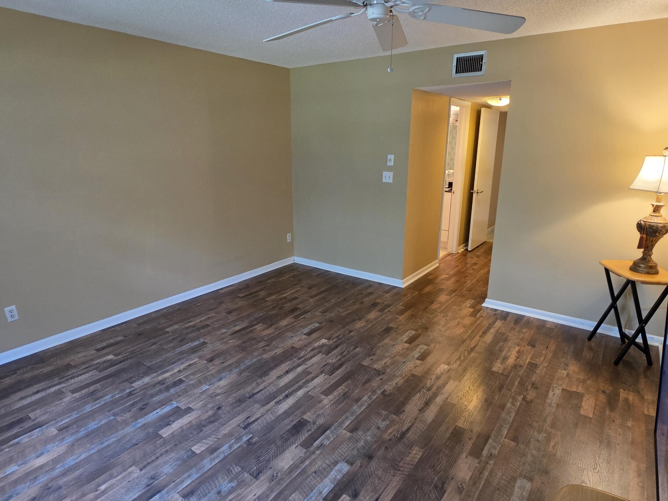 LAKES OF CARRIAGE HILLS - Residential