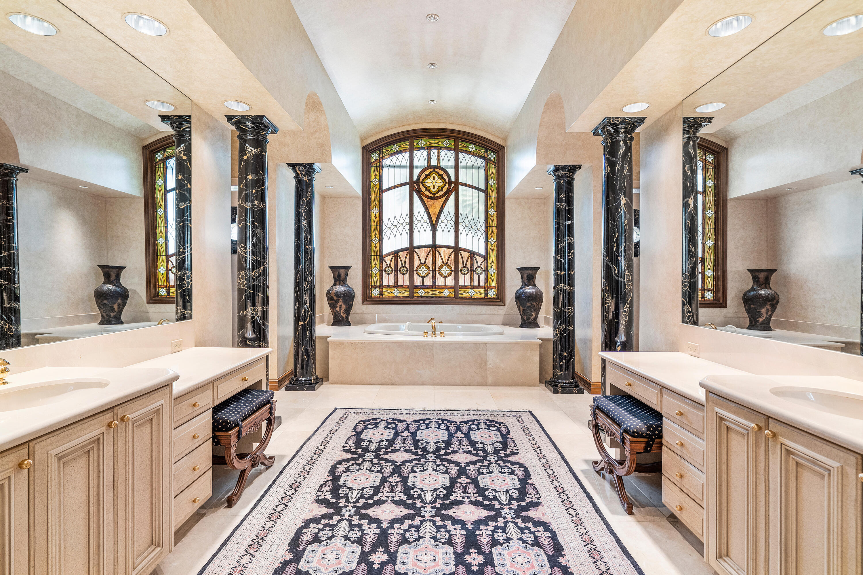 ST ANDREWS COUNTRY CLUB - Residential