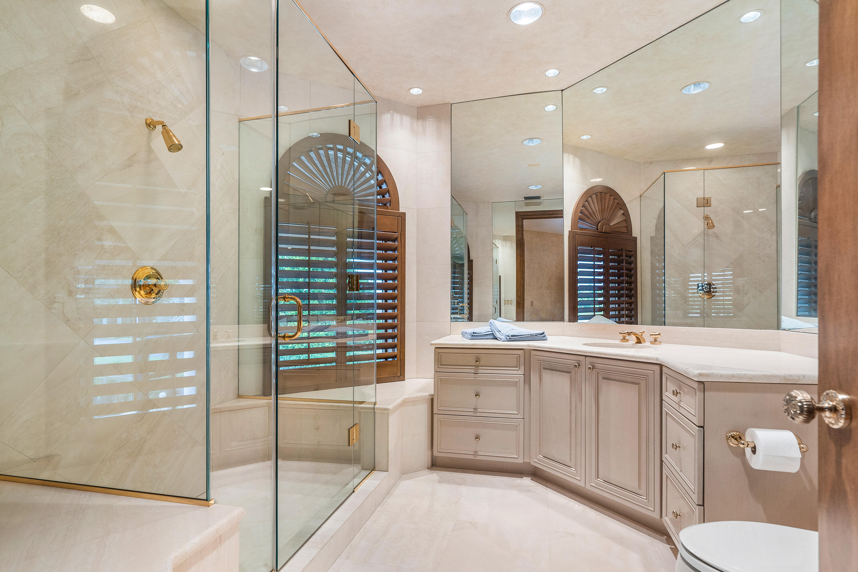 ST ANDREWS COUNTRY CLUB - Residential