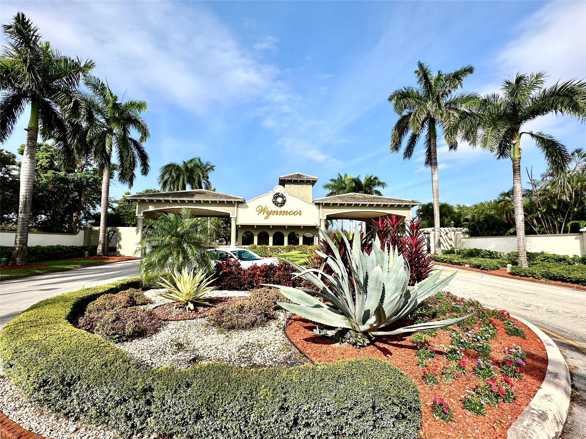 Martinique Village - Residential