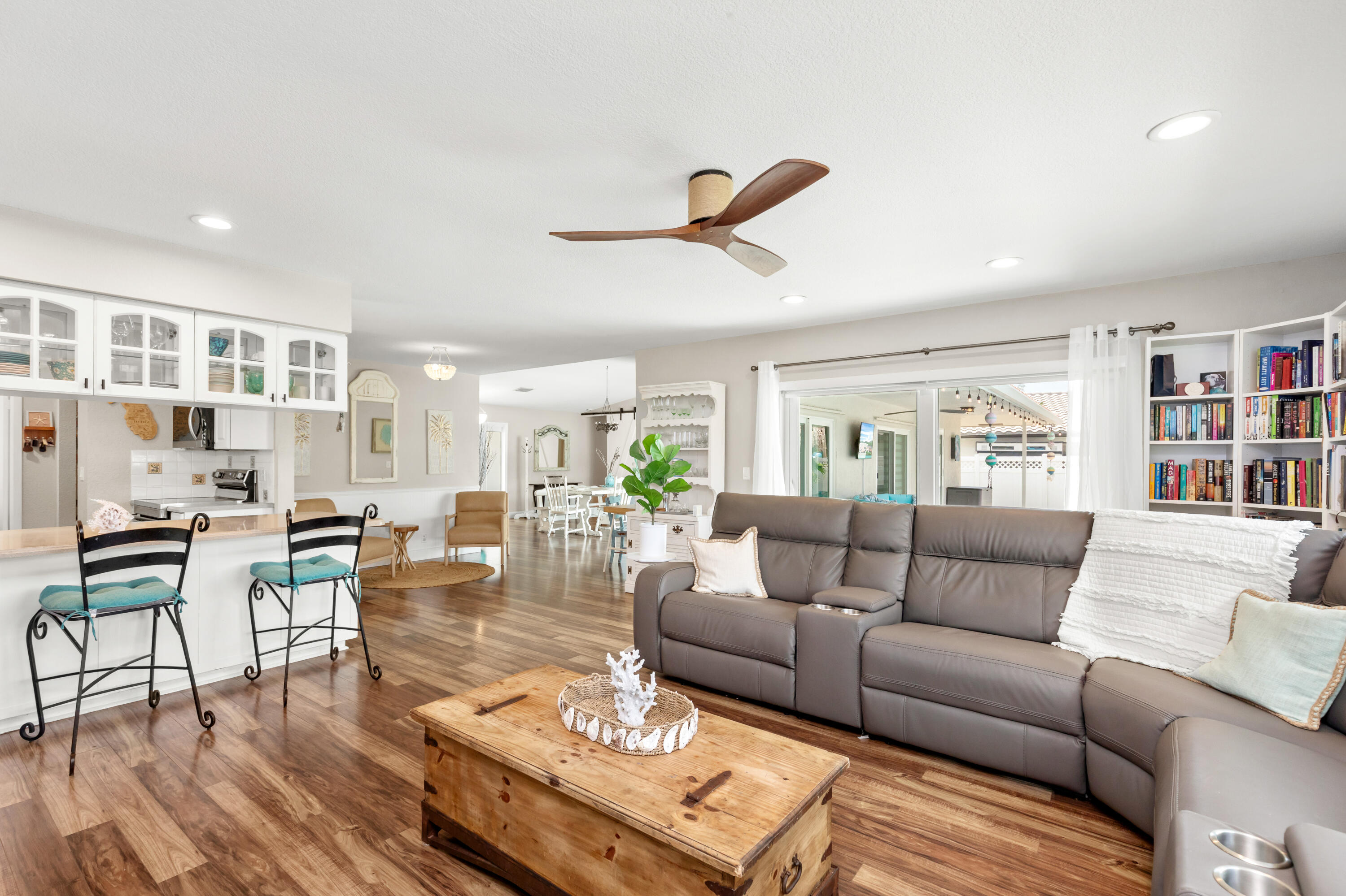 CYPRESS RUN - Residential