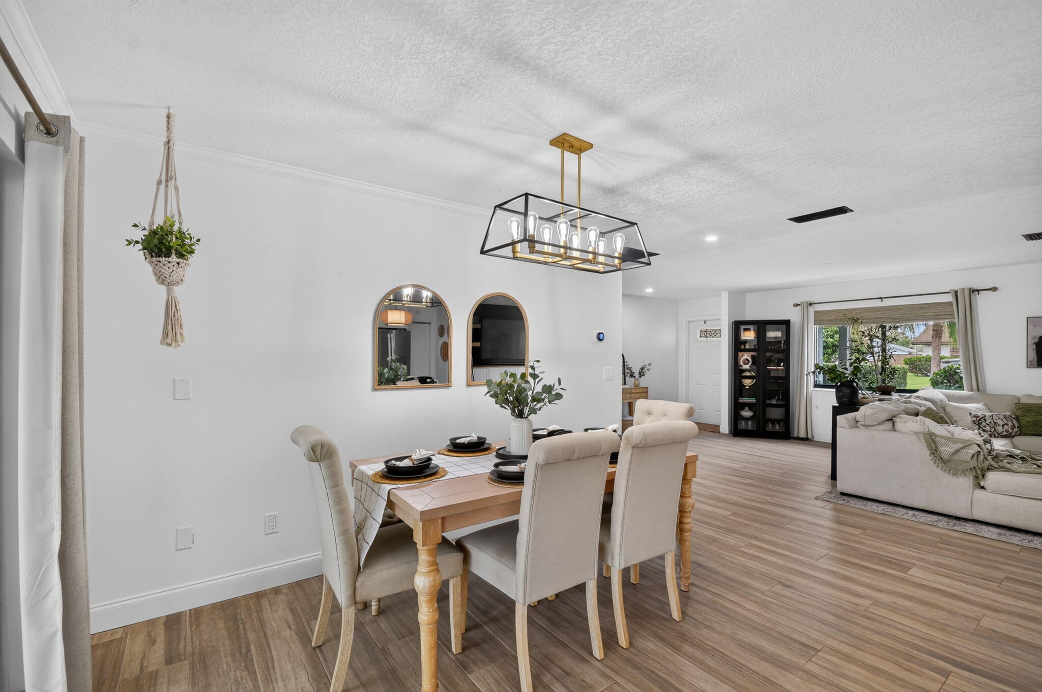 FLORIDA GARDENS 4 - Residential