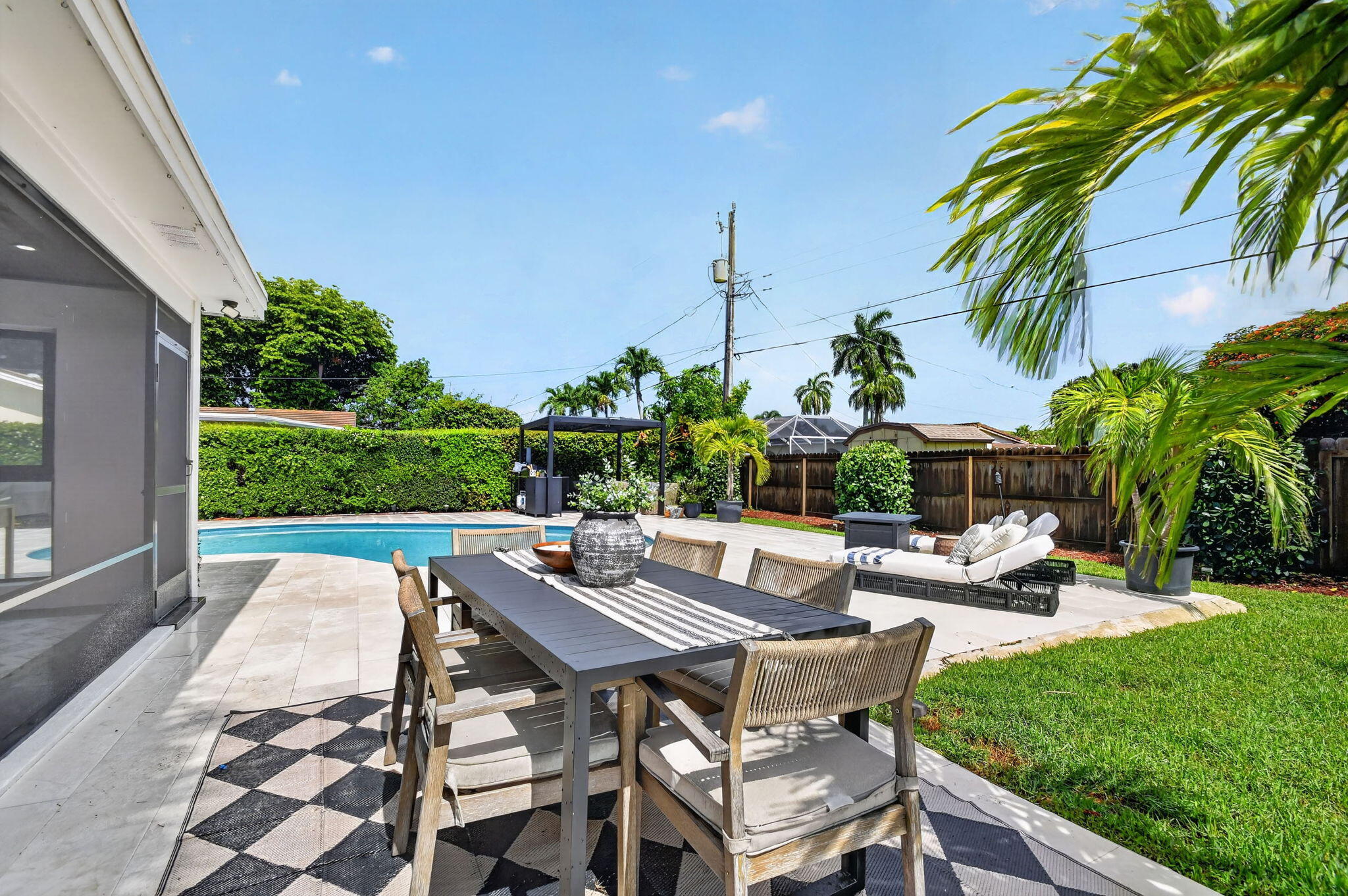 FLORIDA GARDENS 4 - Residential