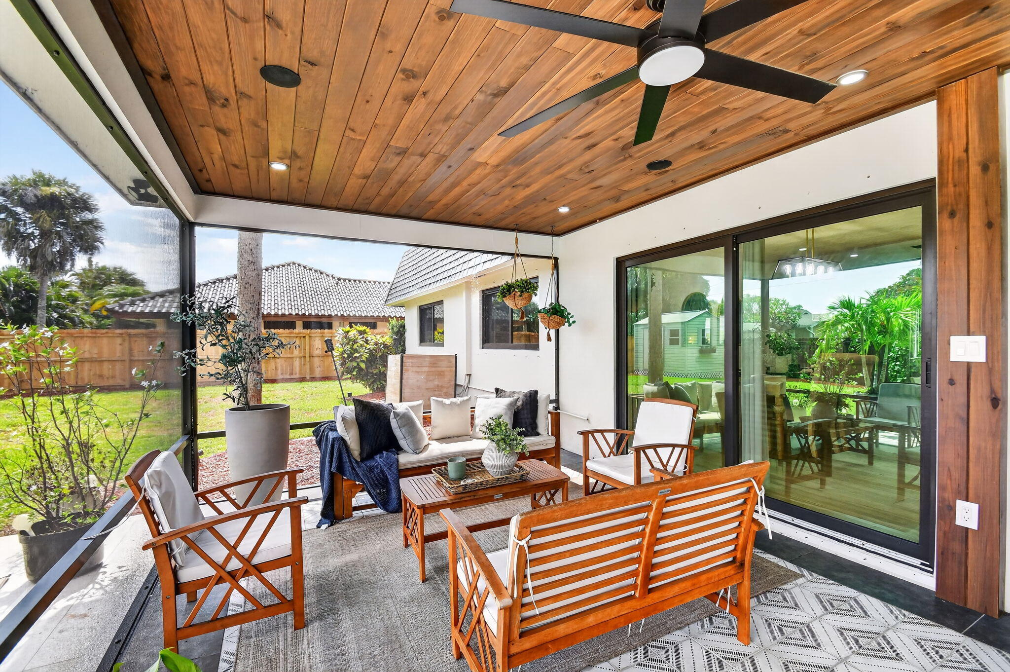 FLORIDA GARDENS 4 - Residential